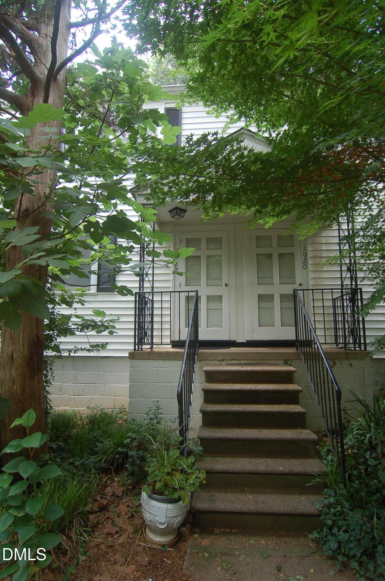 1922 Smallwood Drive 5 Property Photo 20