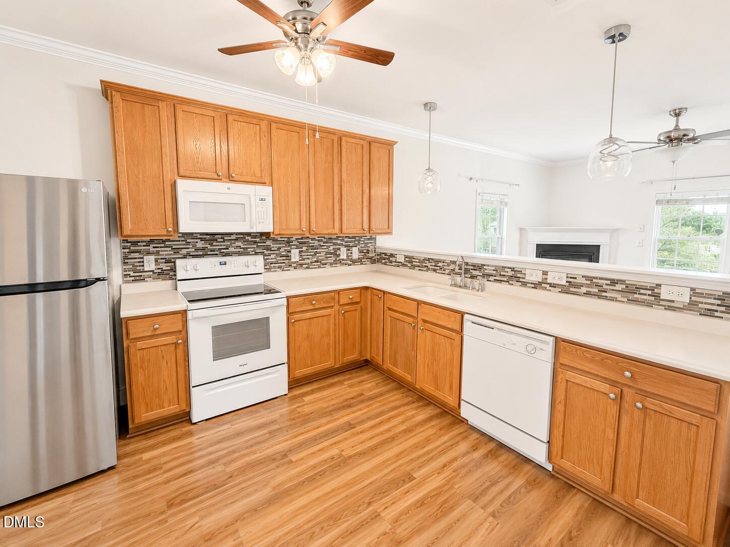 1203 Cozart Street Property Photo 6