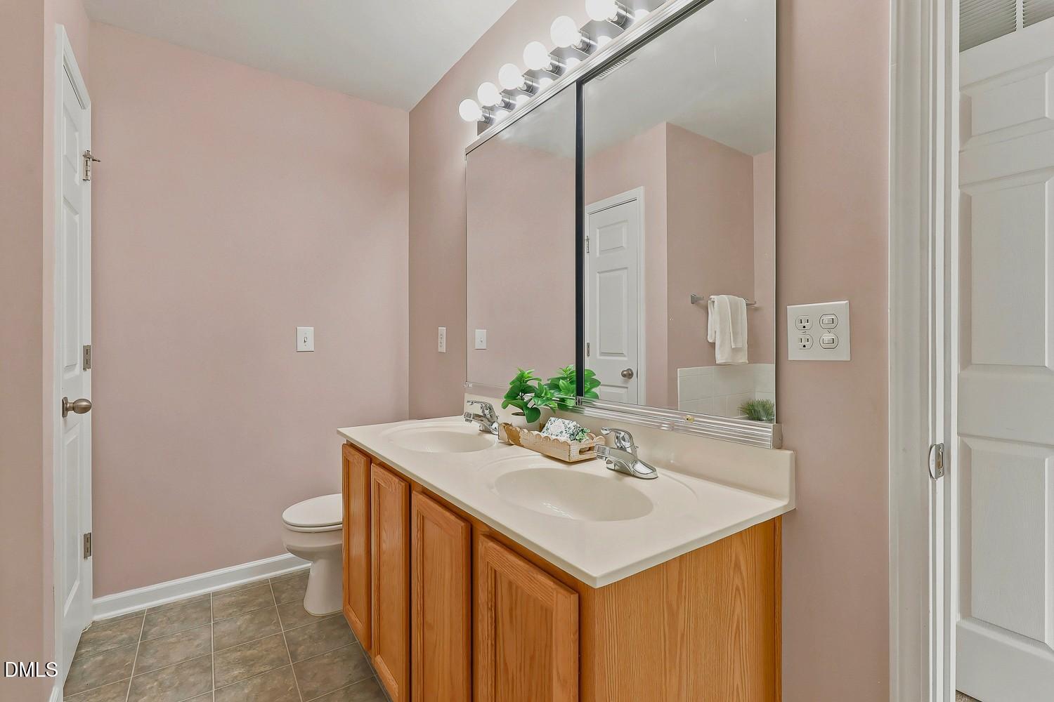8620 Neuse Club Lane 107 Property Photo 24