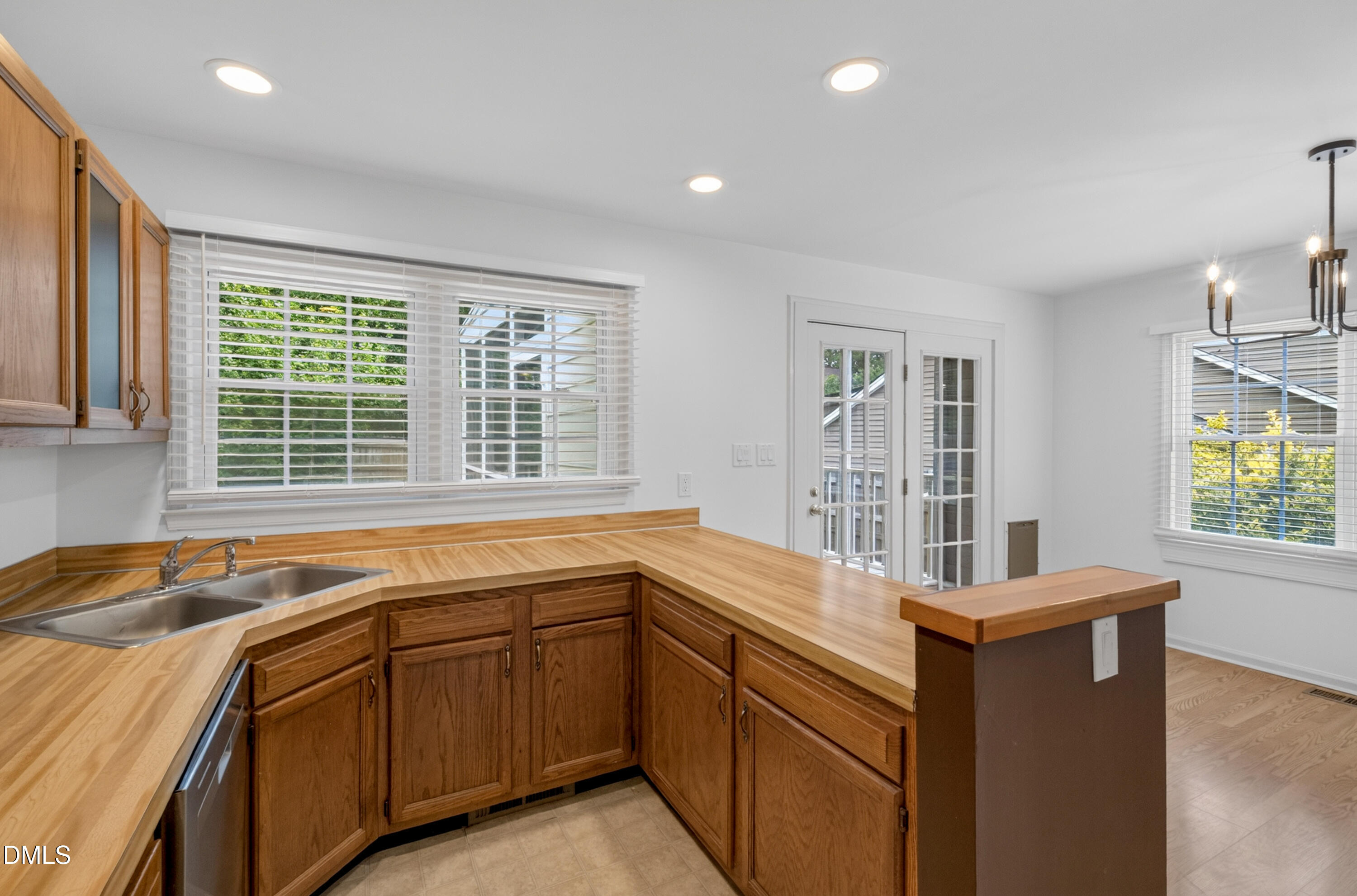 3629 Wickersham Way Property Photo 18