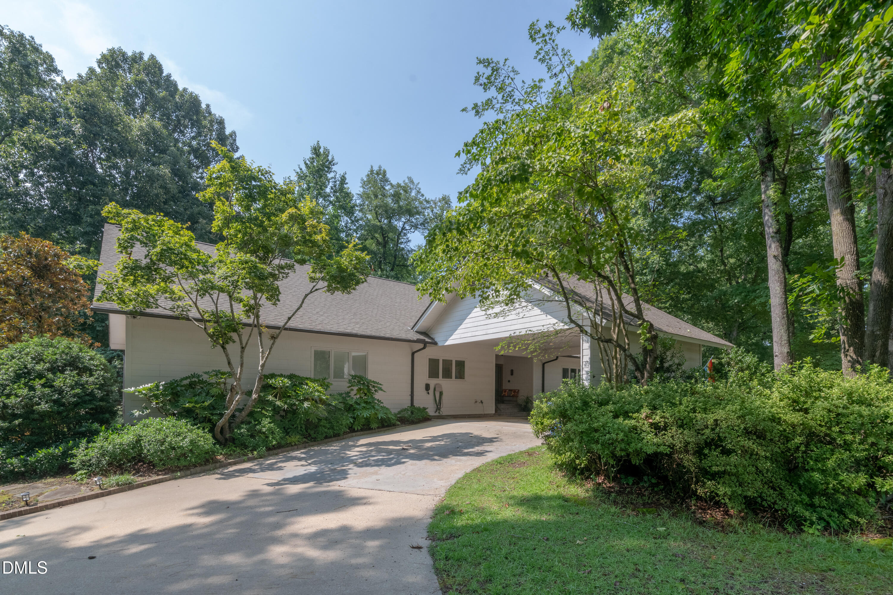 1015 Cardinal Drive Nw Property Photo 1