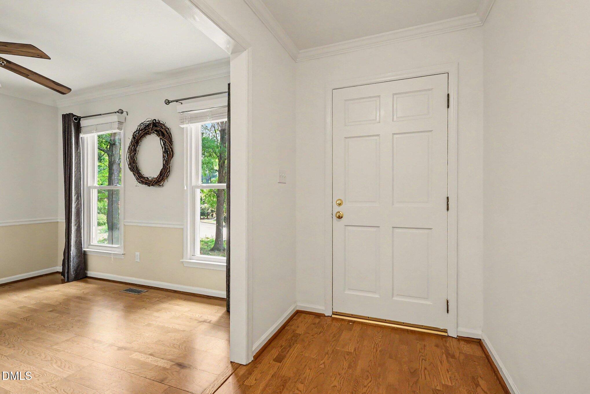 302 Hutchins Drive Property Photo 4