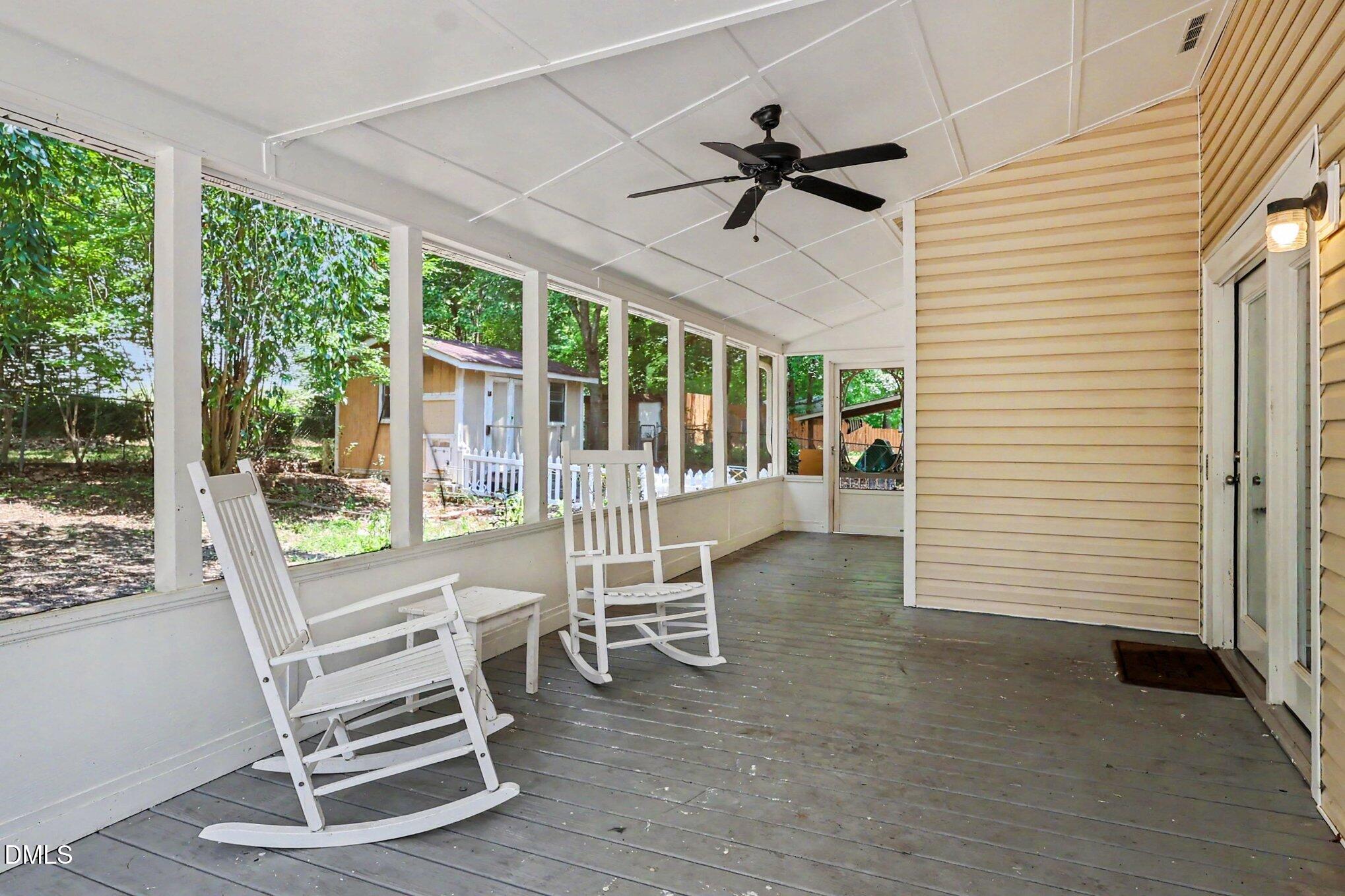 302 Hutchins Drive Property Photo 28