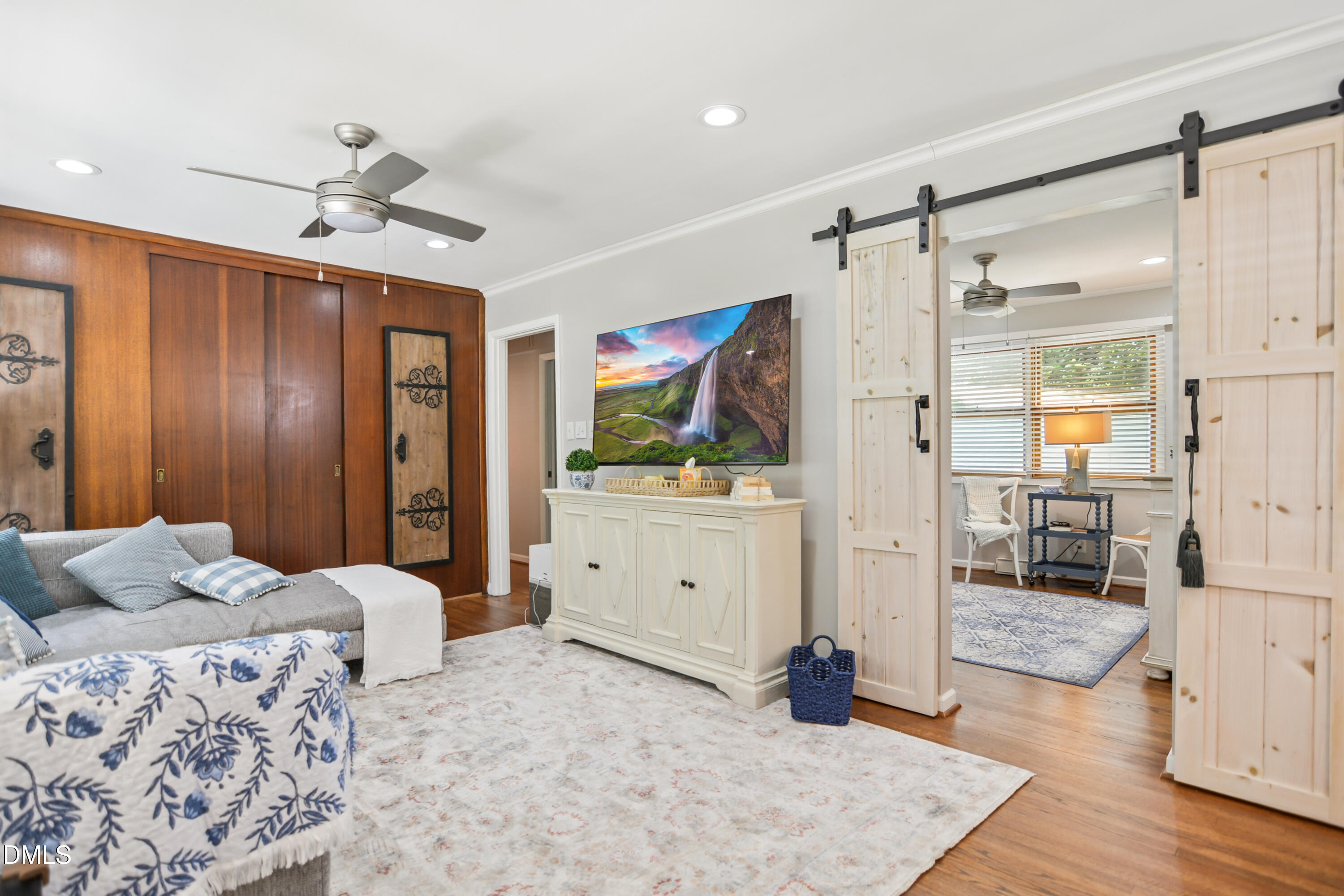 313 Robert Street Property Photo 10
