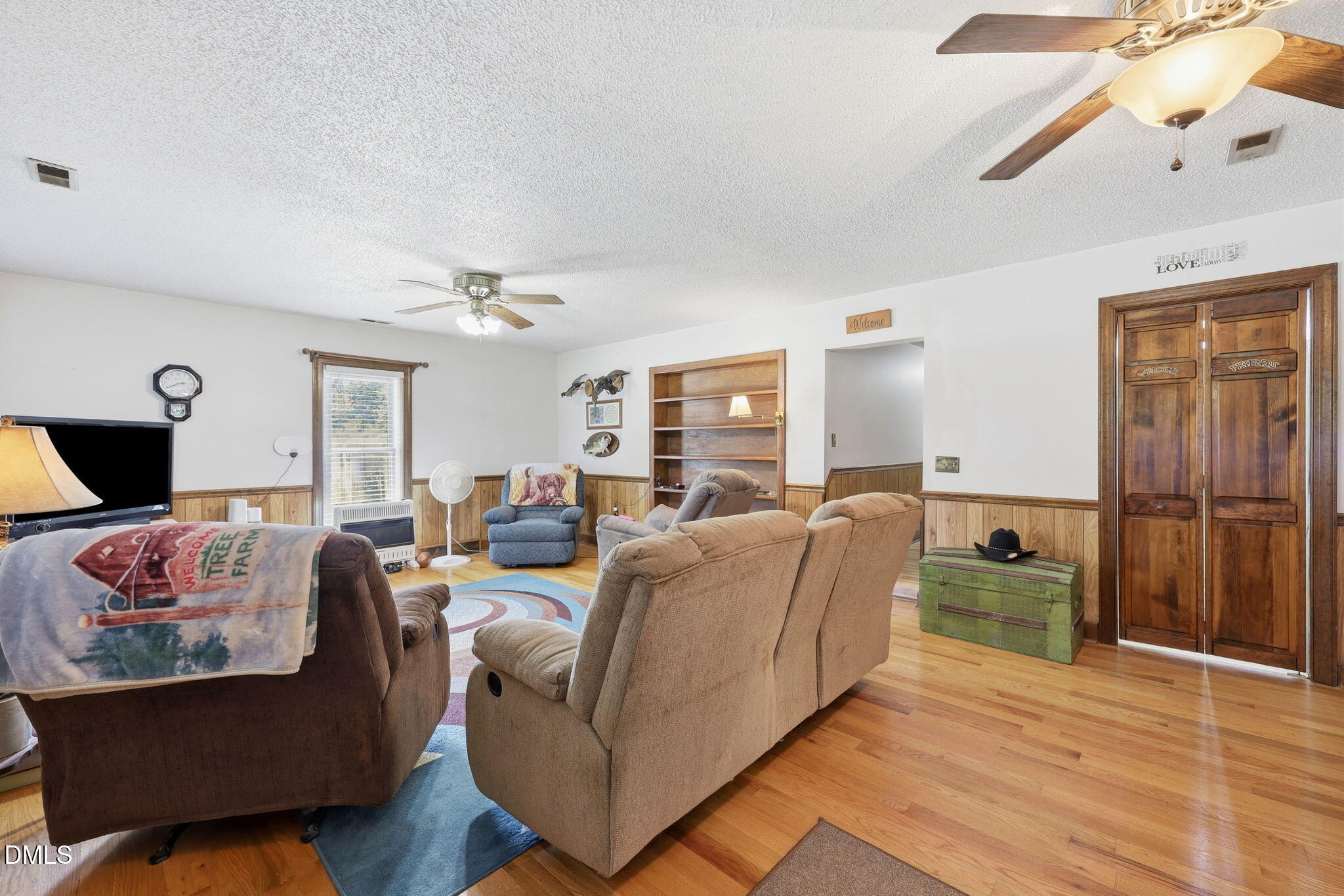 734 S Wakefield Street Property Photo 13