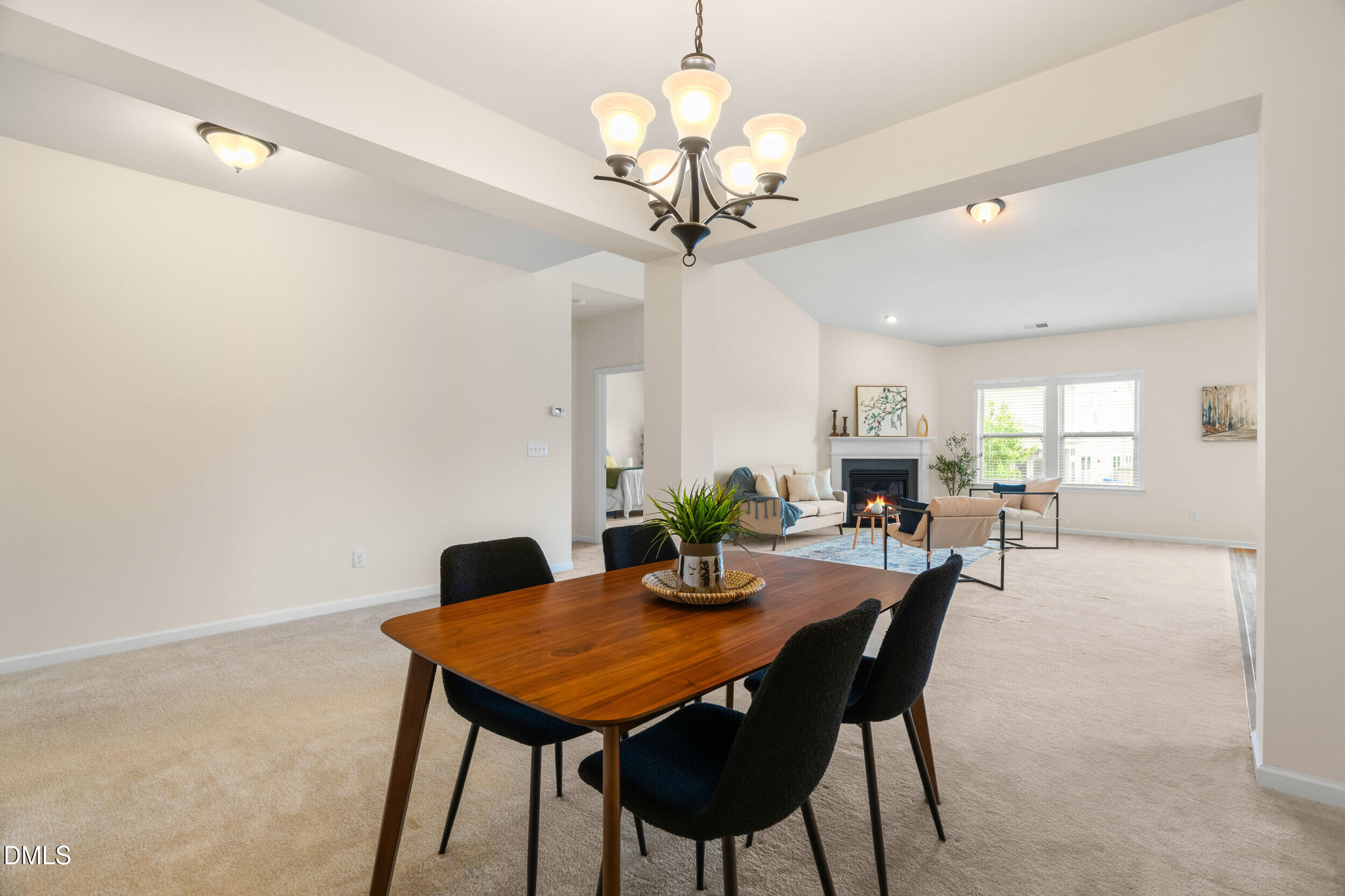 1212 Windrose Drive Property Photo 4