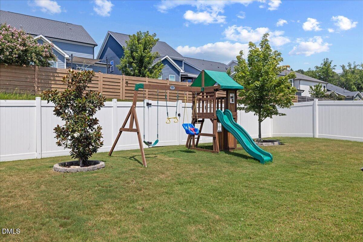 328 Tumbling River Drive Property Photo 58