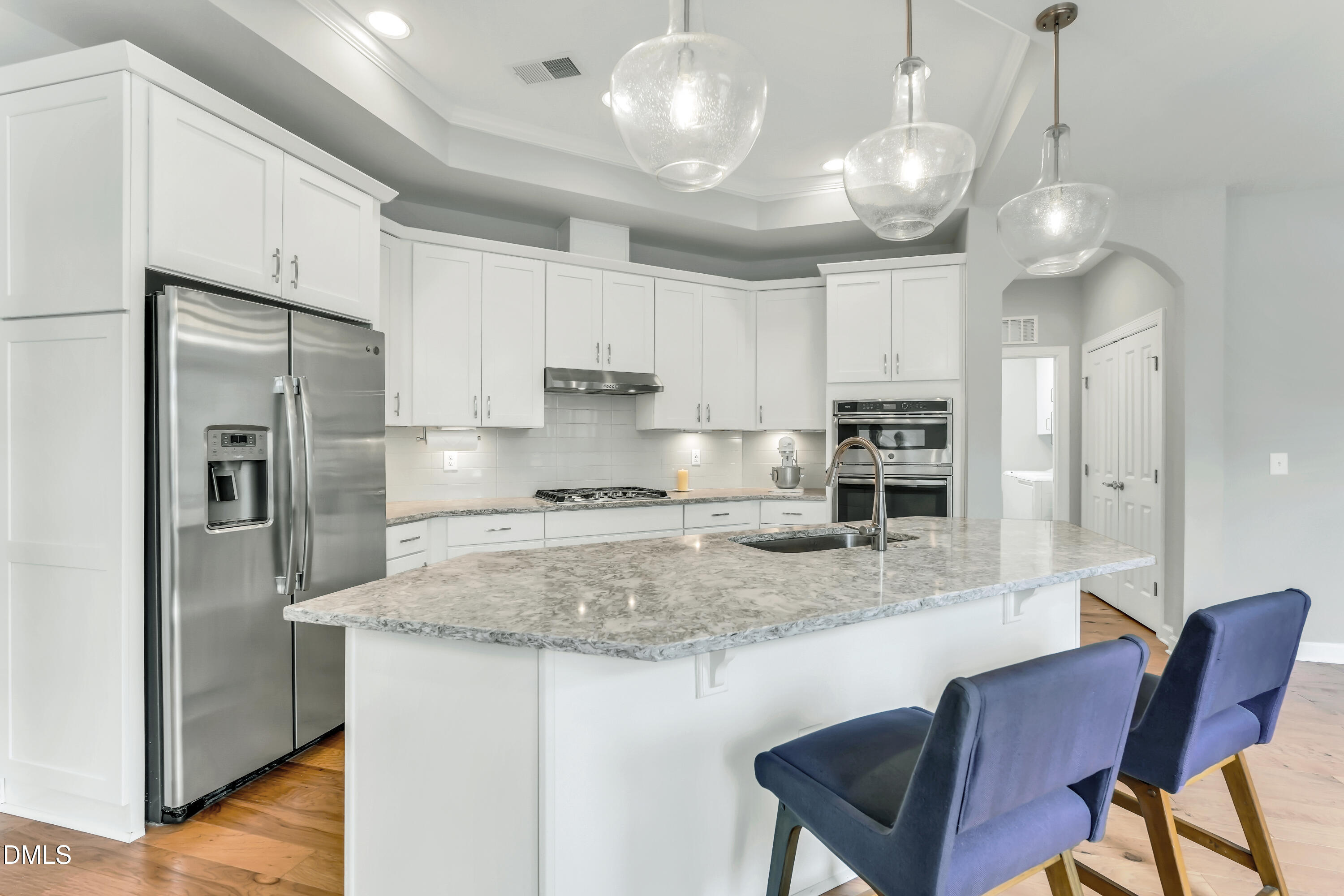100 Chenette Court Property Photo 4