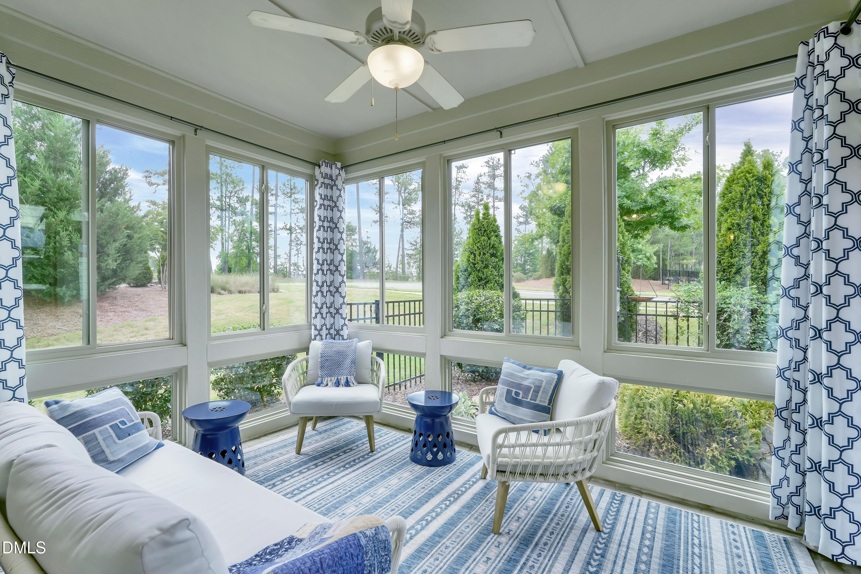 100 Chenette Court Property Photo 6