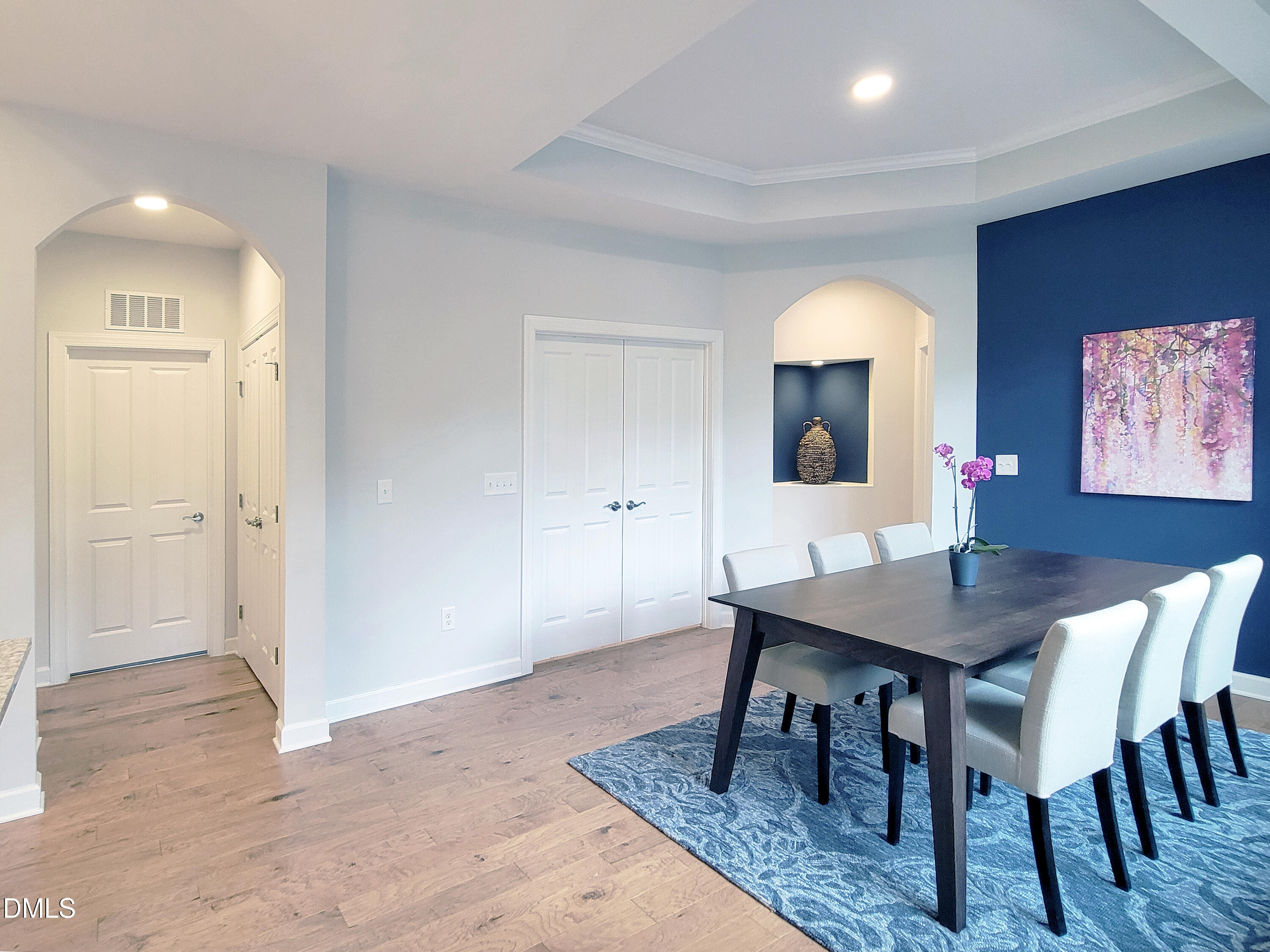 100 Chenette Court Property Photo 15