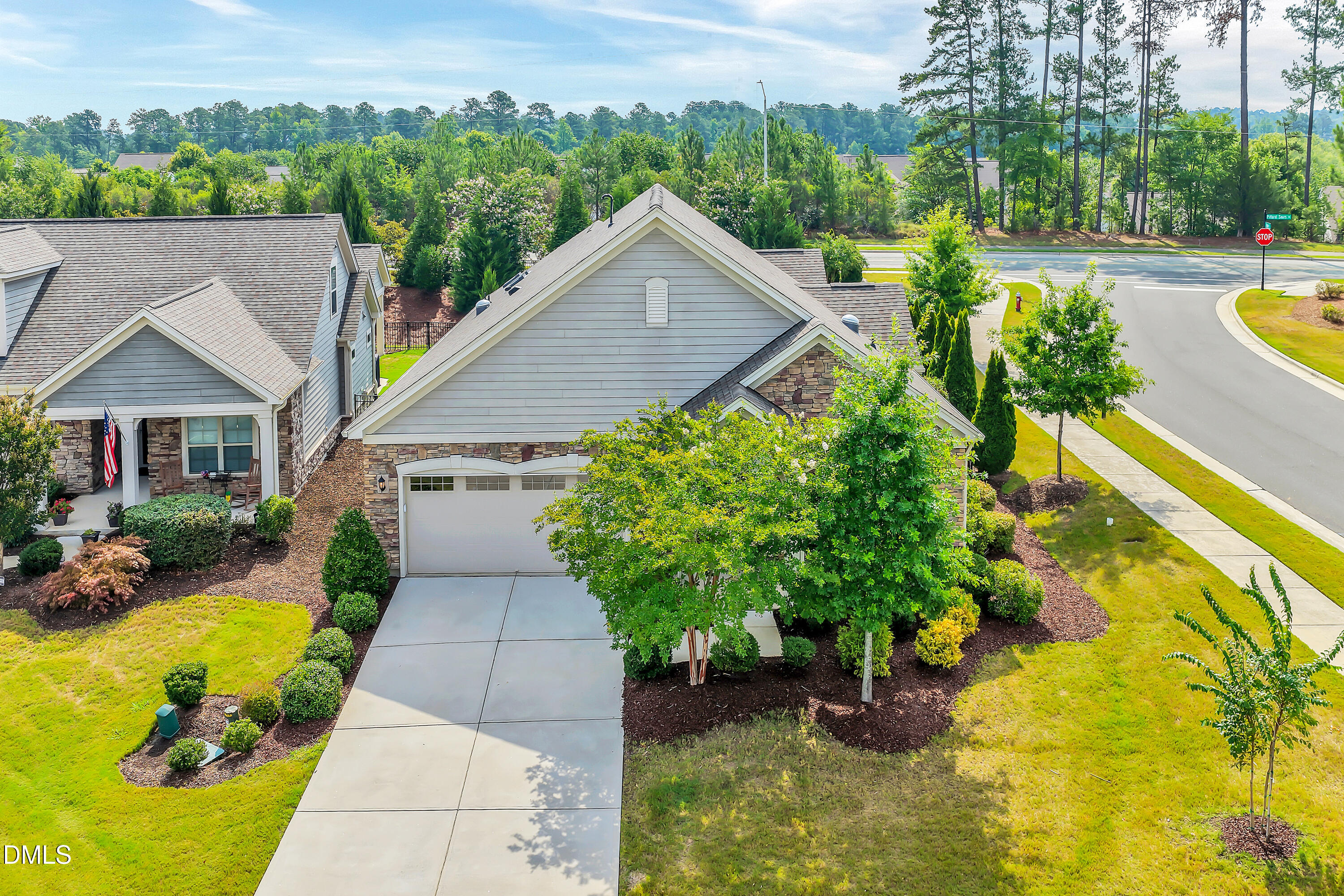 100 Chenette Court Property Photo 32