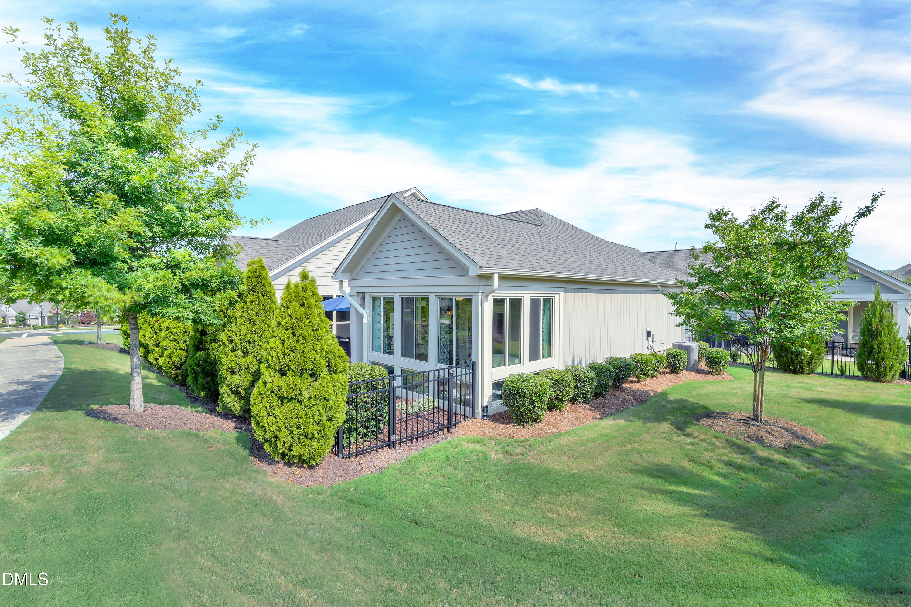 100 Chenette Court Property Photo 35