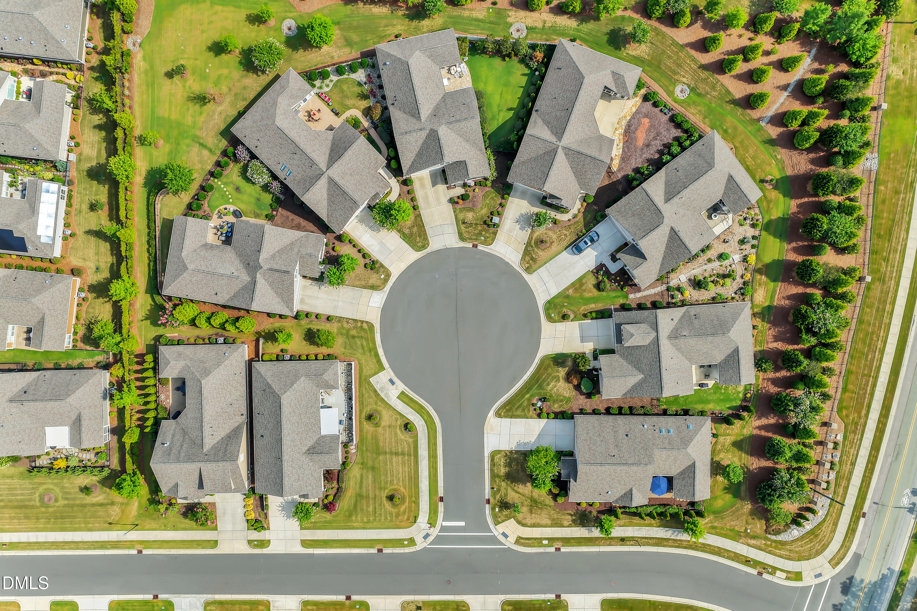 100 Chenette Court Property Photo 37
