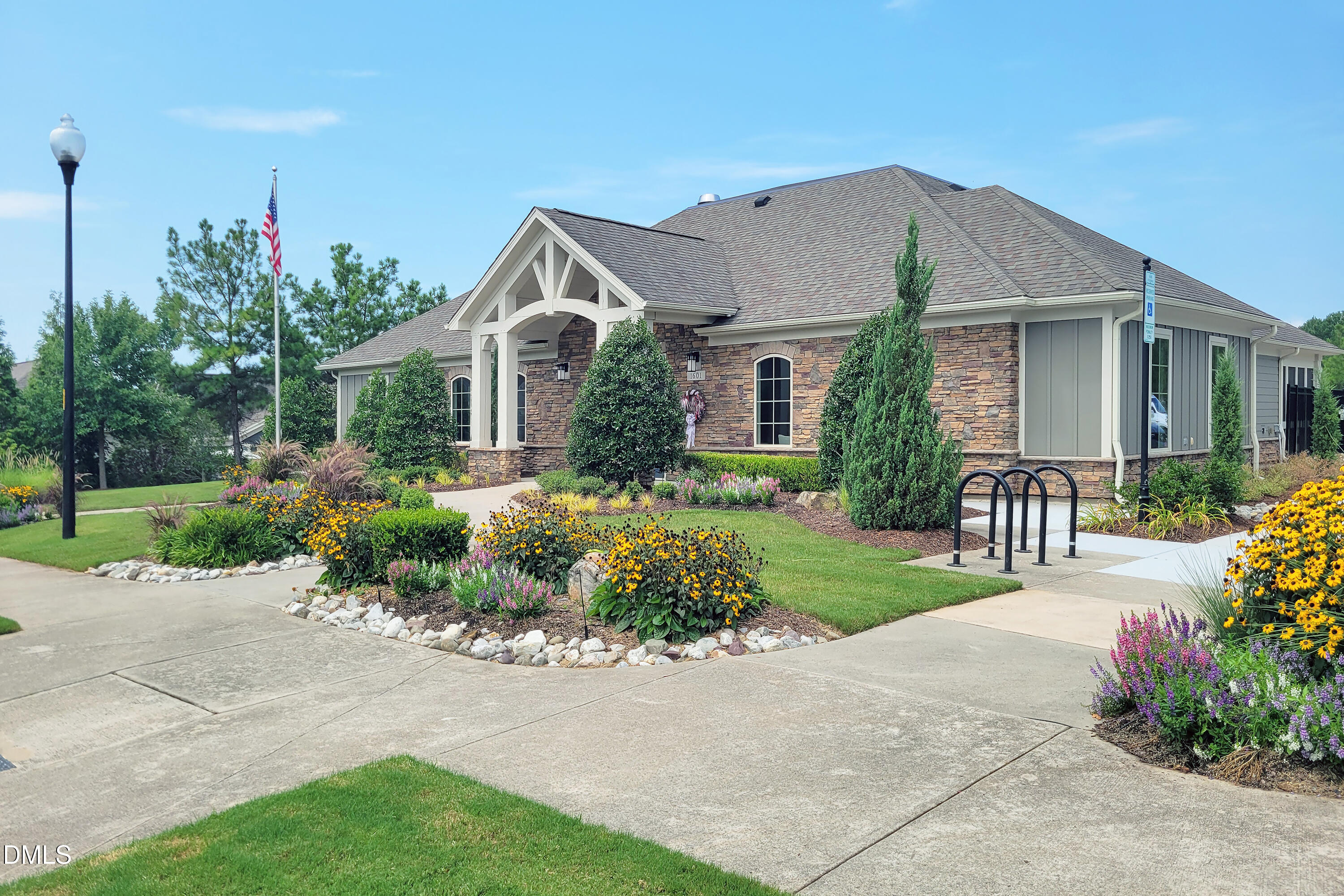 100 Chenette Court Property Photo 39