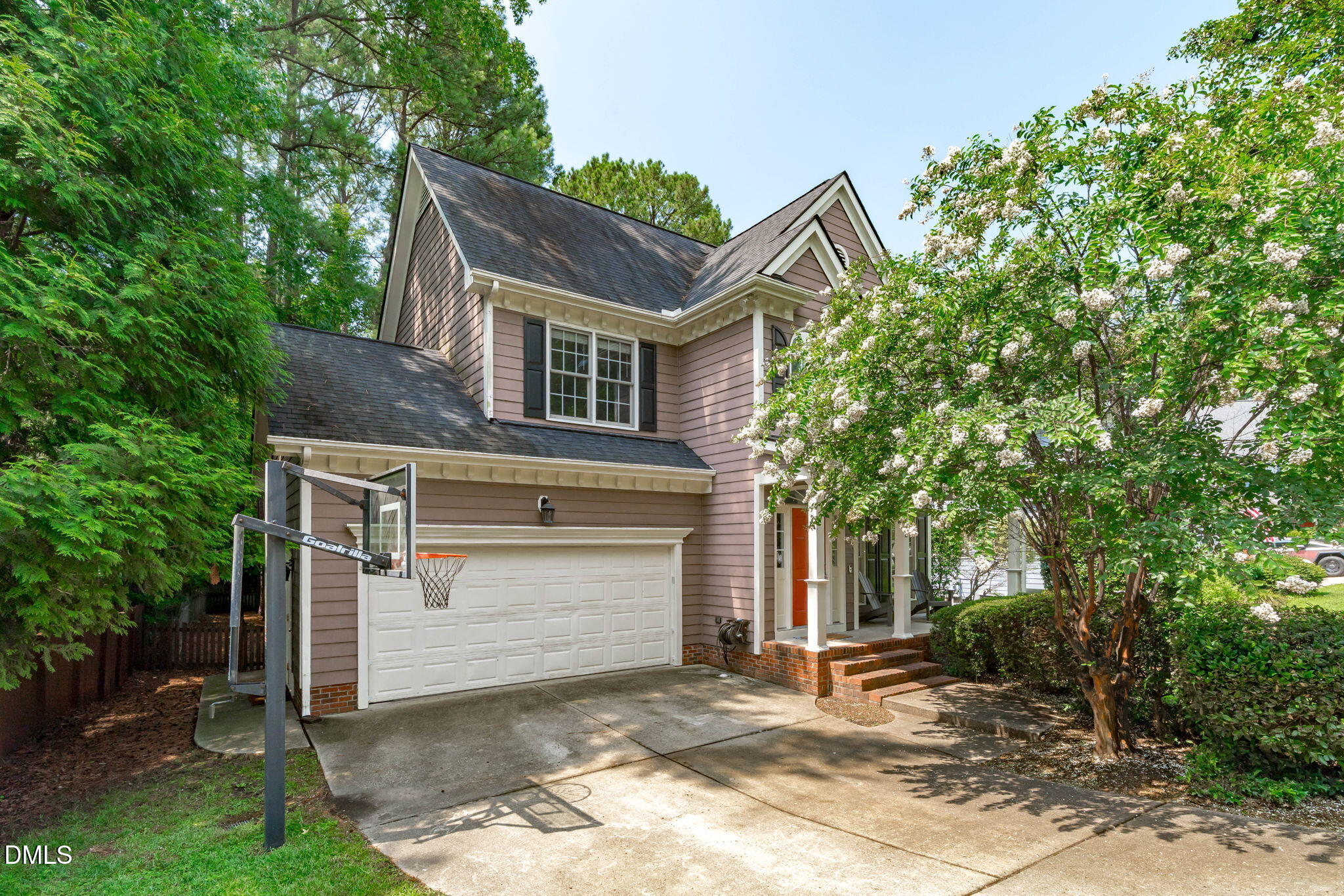 102 Stenness Court Property Photo 6
