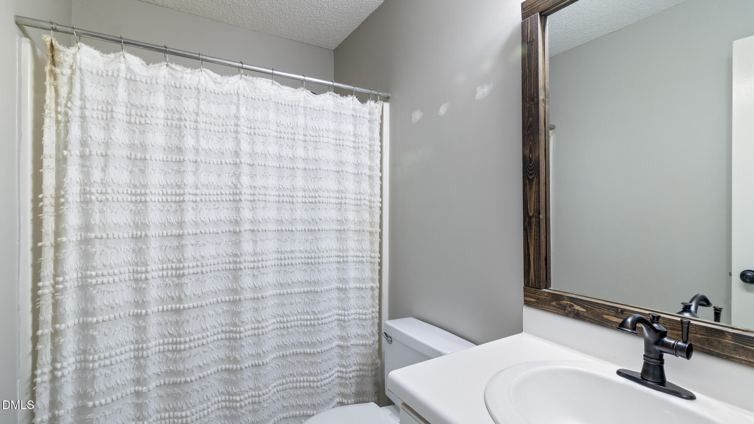 116 Drew Court Property Photo 23