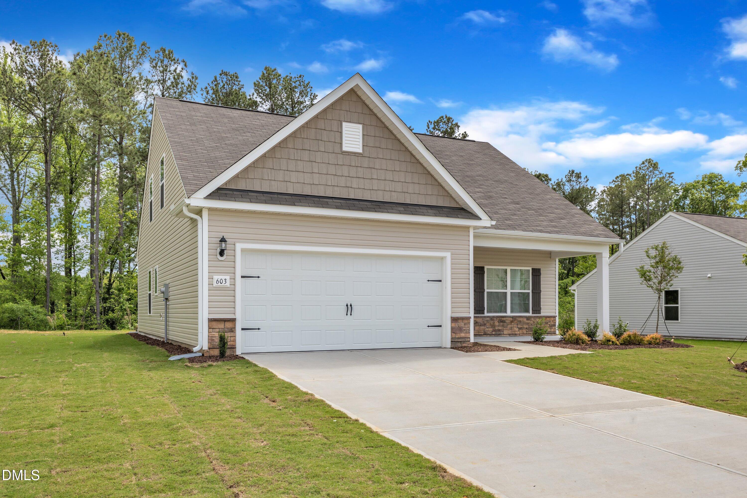 1109 Rhino Bend Property Photo 1