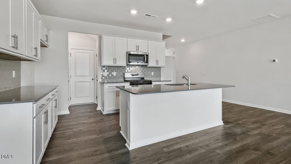 7415 Bourbon Briar Drive Property Photo 8