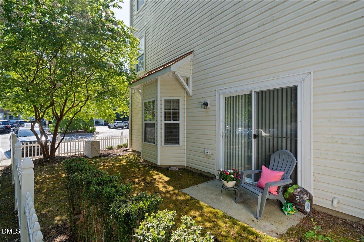 11711 Mezzanine Drive 114 Property Photo 6