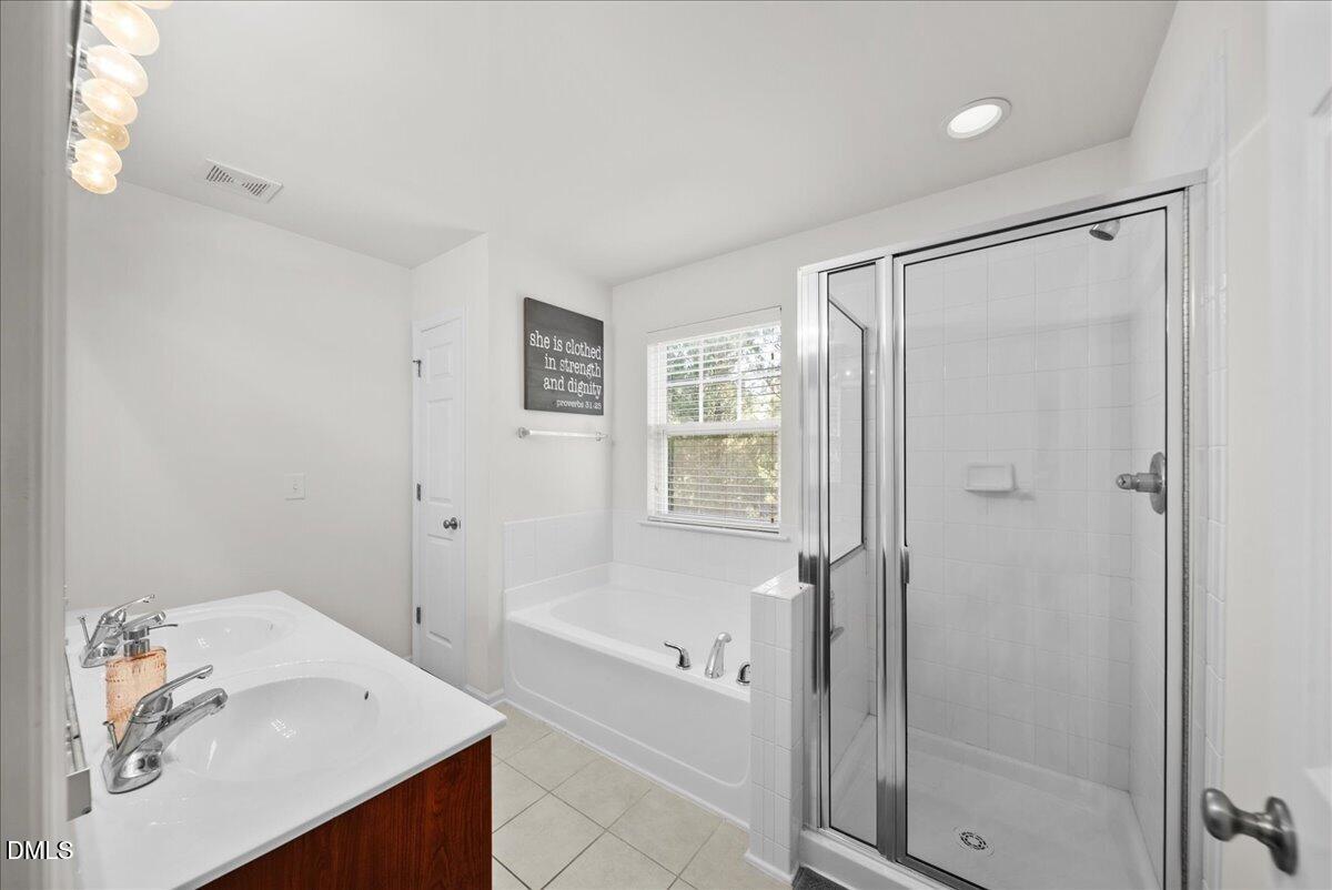 11711 Mezzanine Drive 114 Property Photo 34