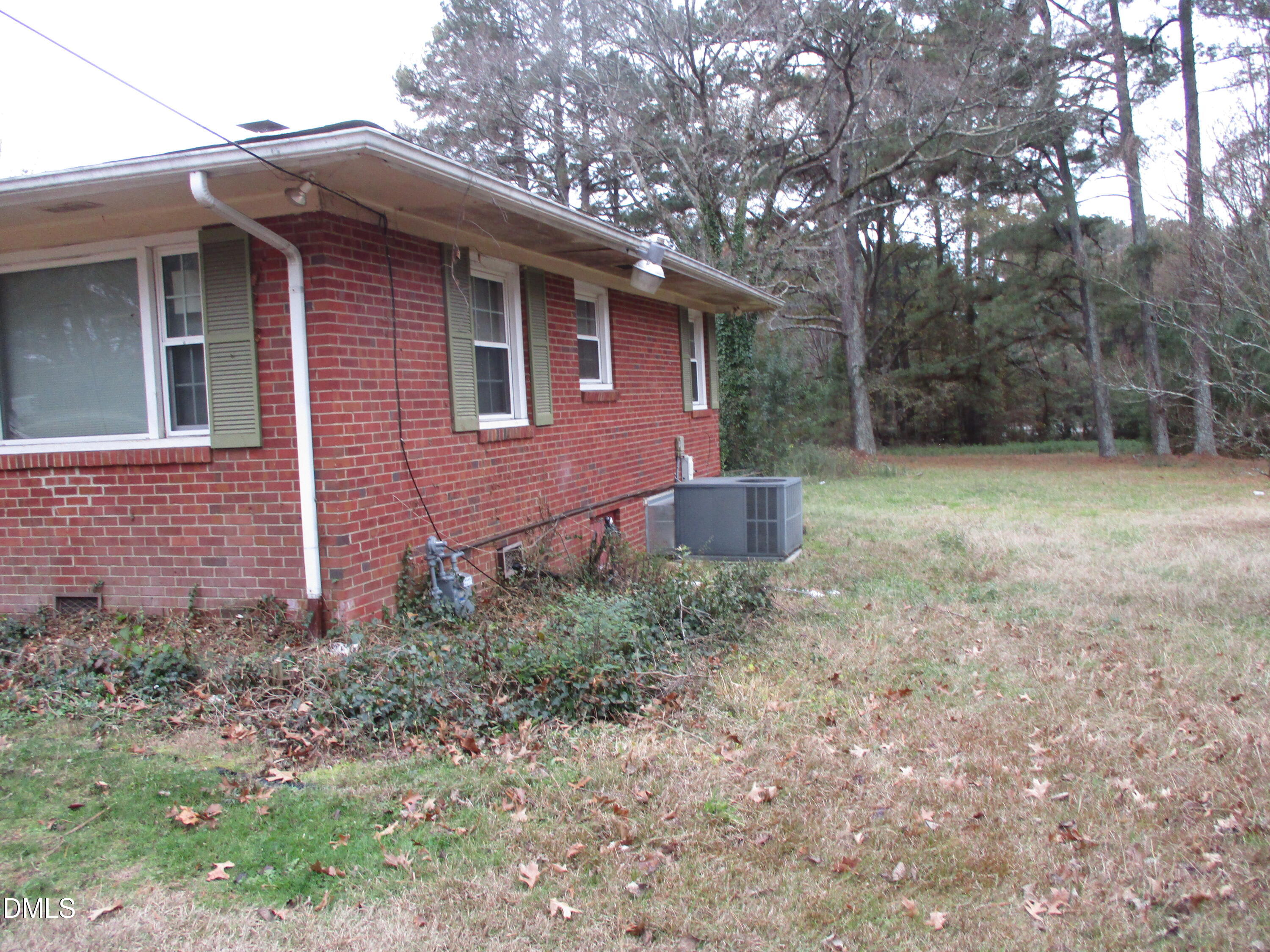 2526 Poole Road Property Photo 4