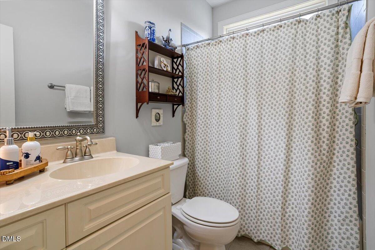 204 Charlesfort Lane Property Photo 9