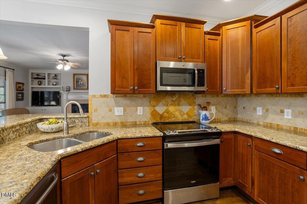 204 Charlesfort Lane Property Photo 24