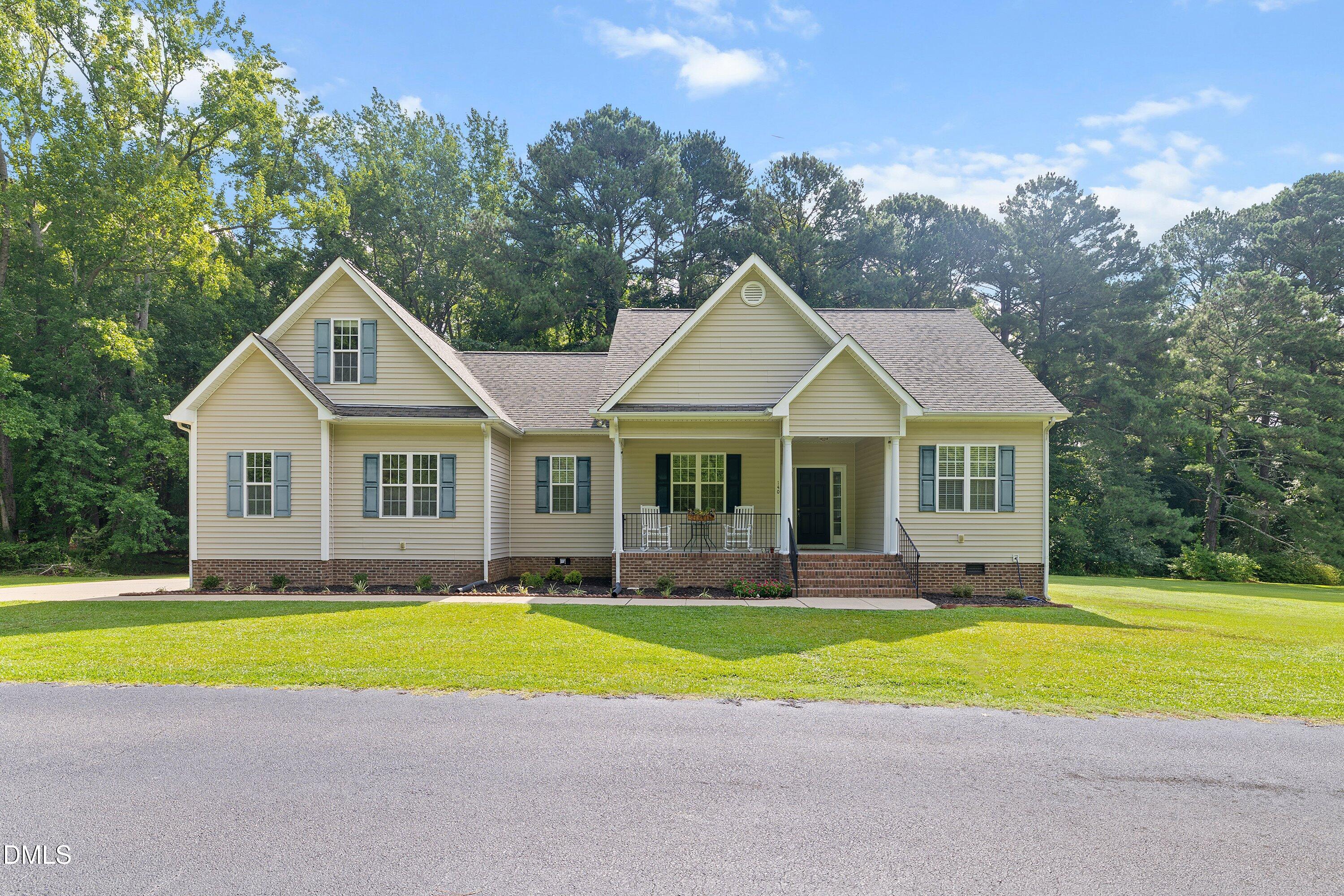 140 Lee Lane Property Photo 1