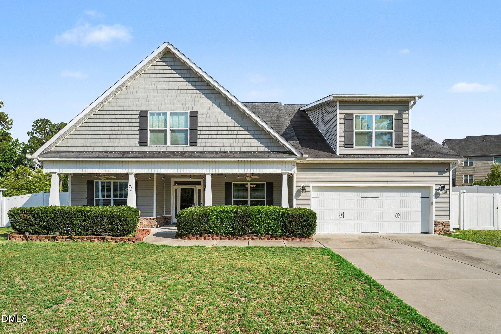 72 Castlebay Drive Property Photo 1