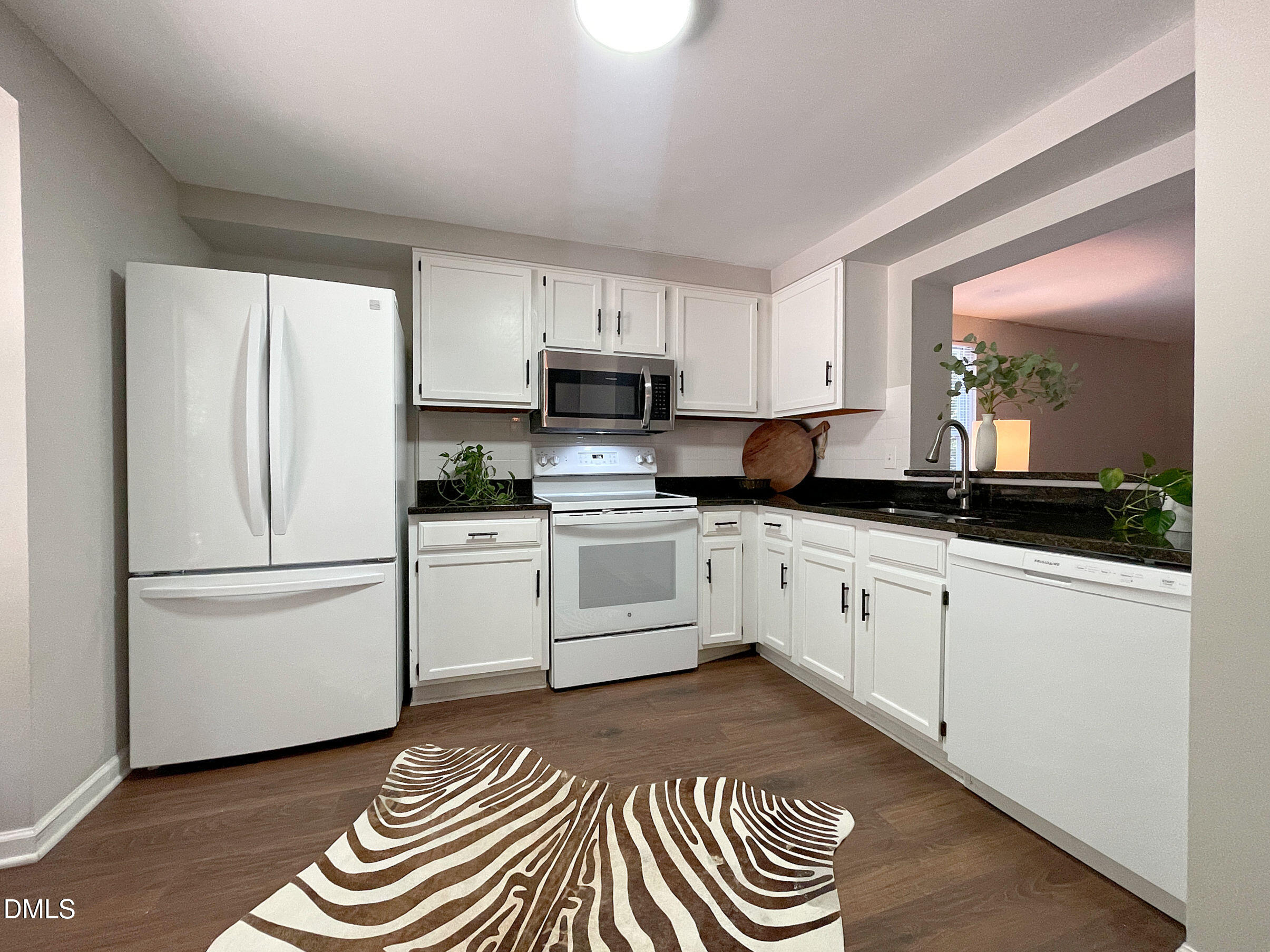 7328 Summerland Drive Property Photo 11