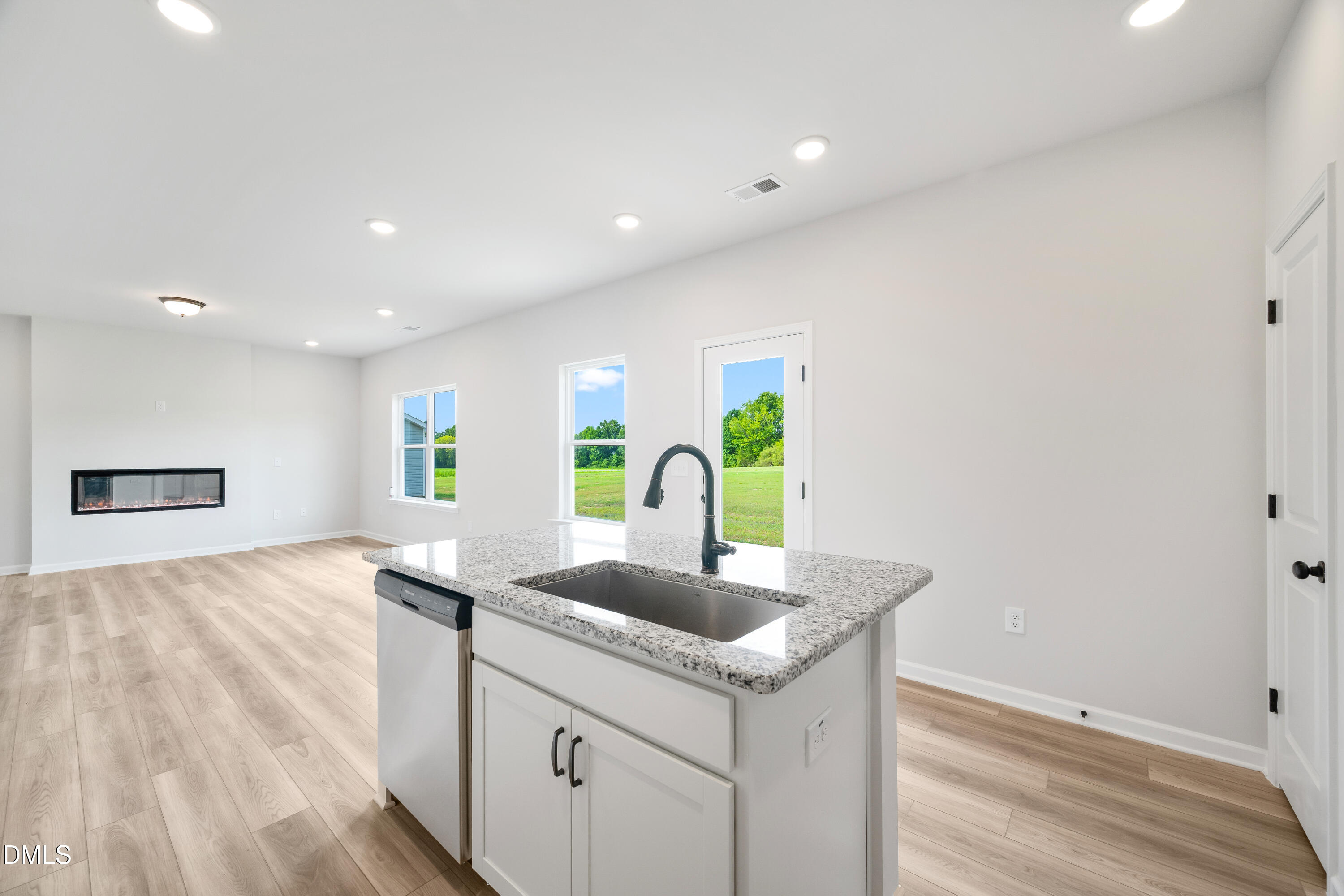 335 Gaster Creek Way Property Photo 10