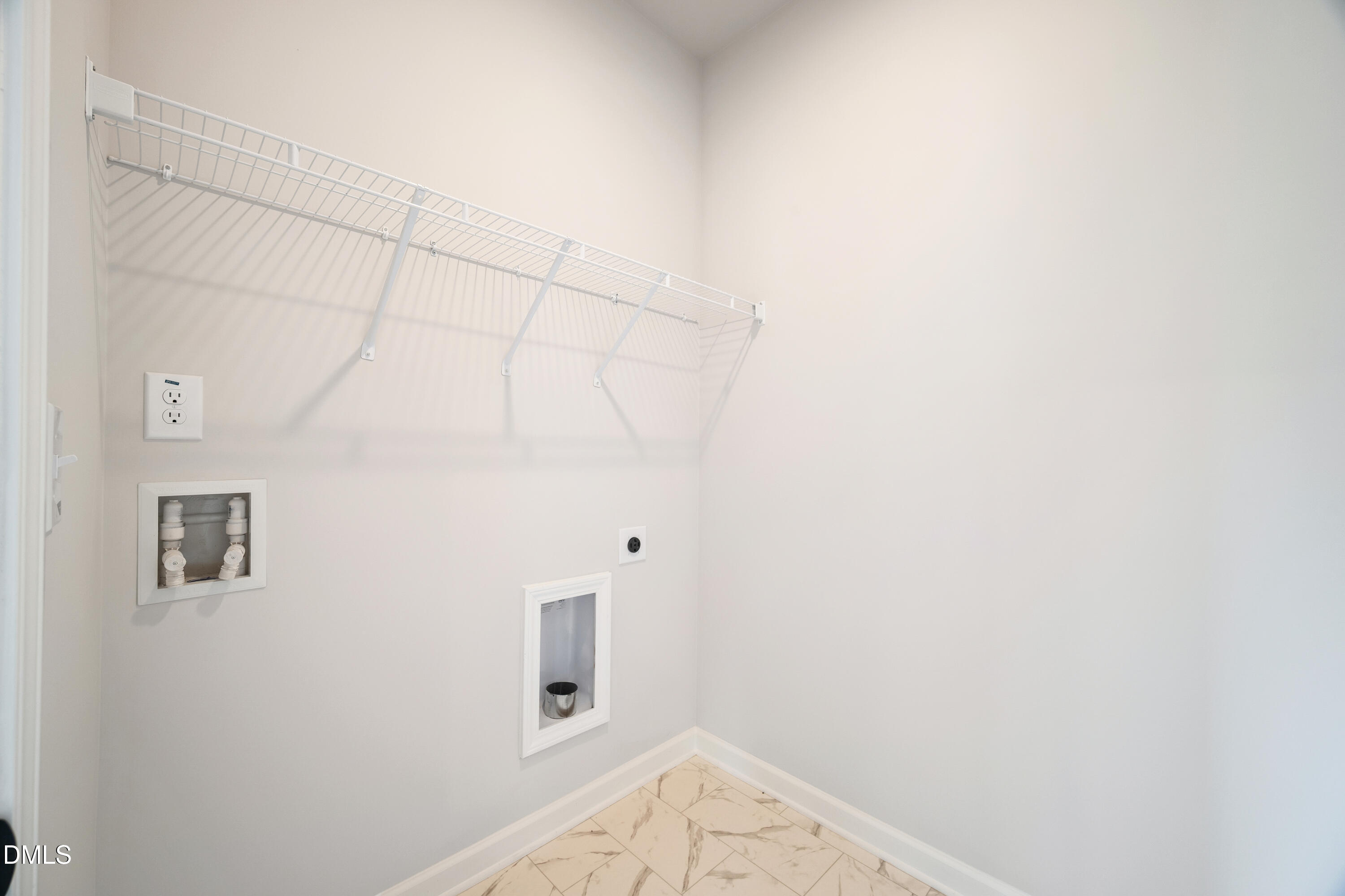 335 Gaster Creek Way Property Photo 26