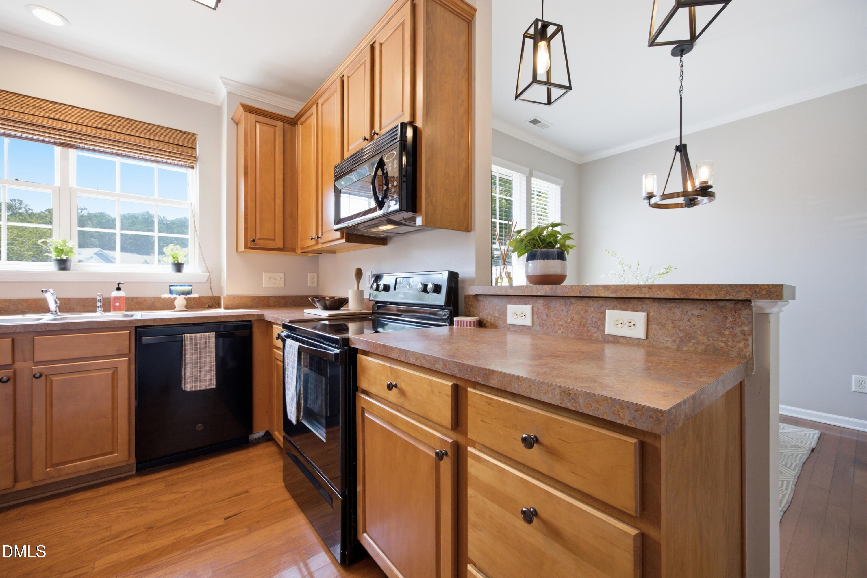 3593 Sugar Tree Place Property Photo 9