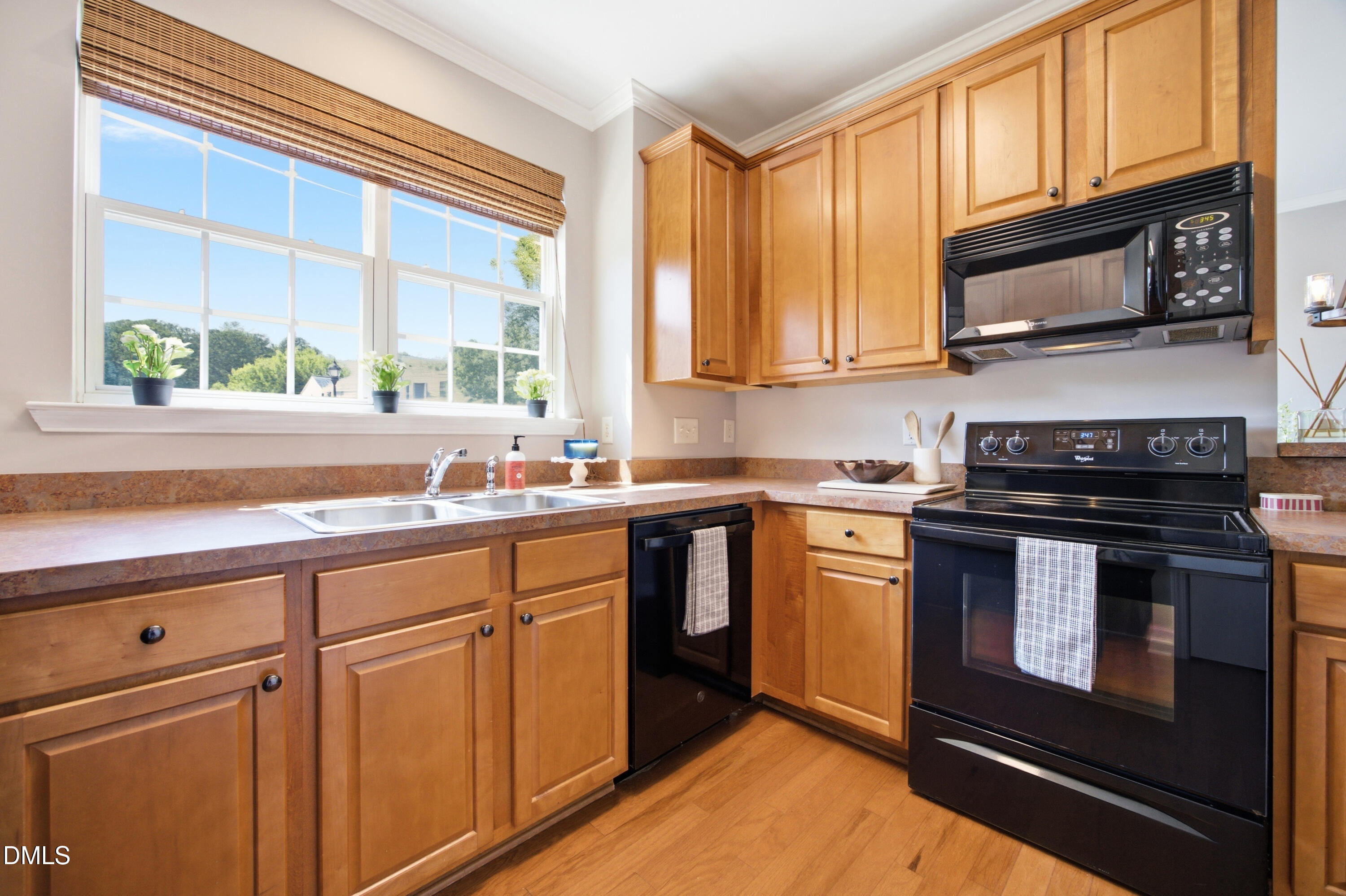 3593 Sugar Tree Place Property Photo 10