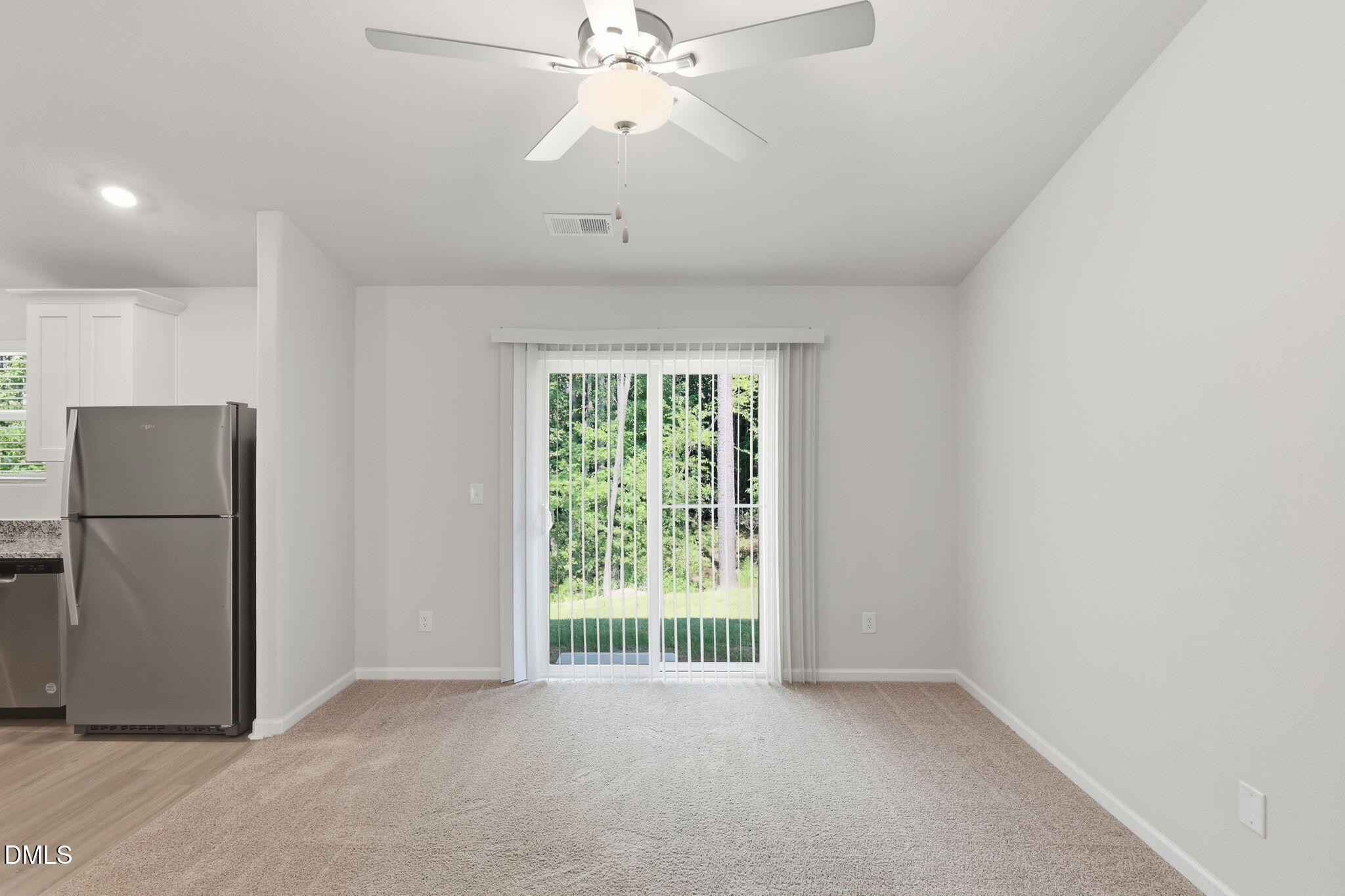 90 Everglade Way Property Photo 8