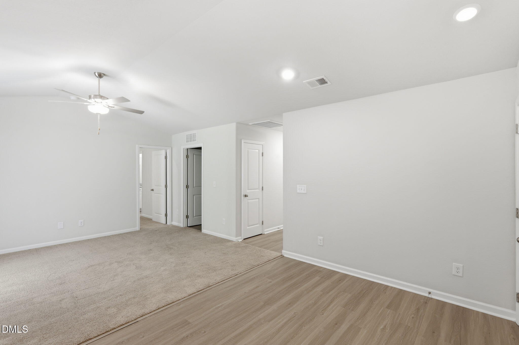 90 Everglade Way Property Photo 10