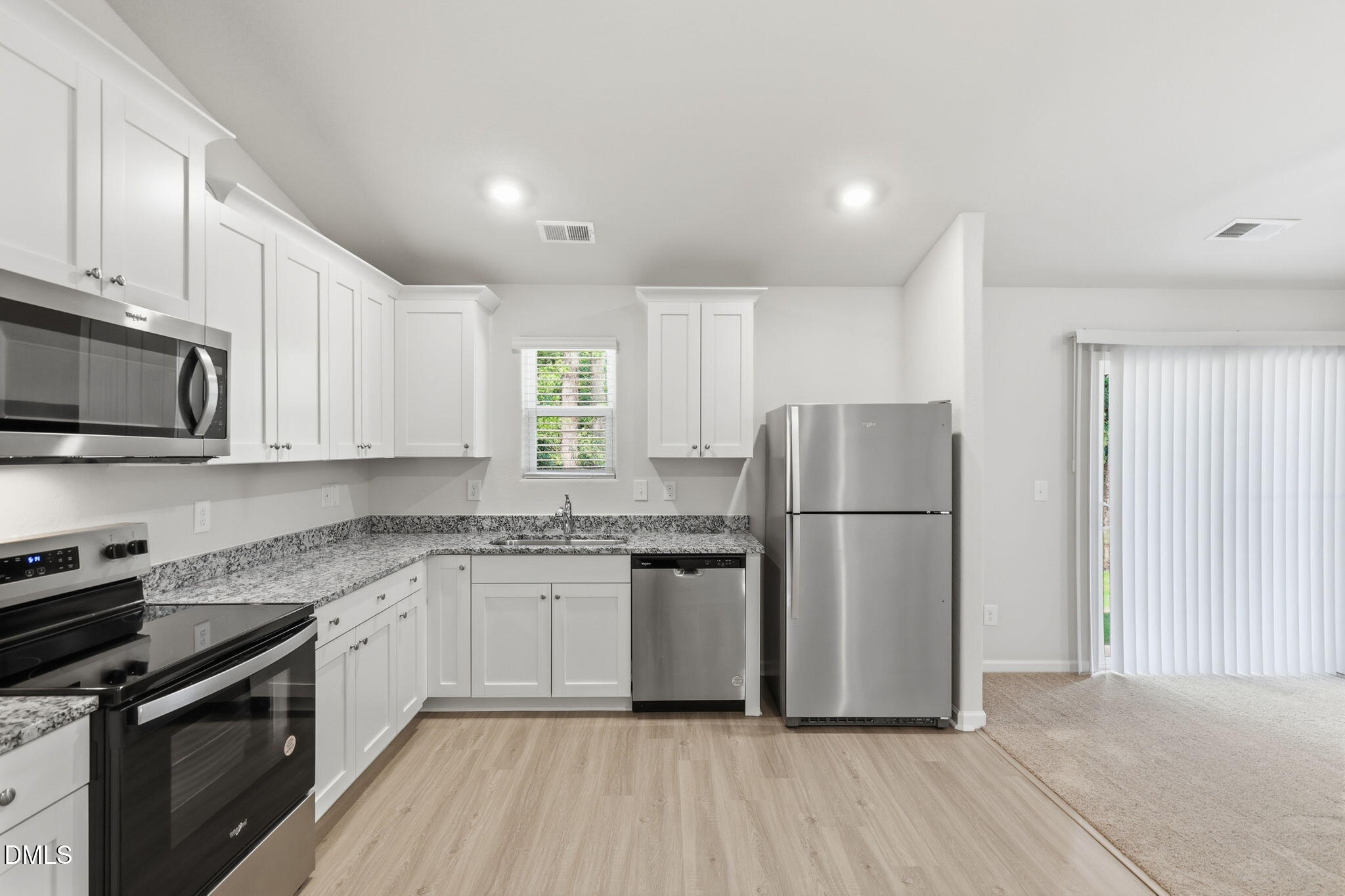 90 Everglade Way Property Photo 12