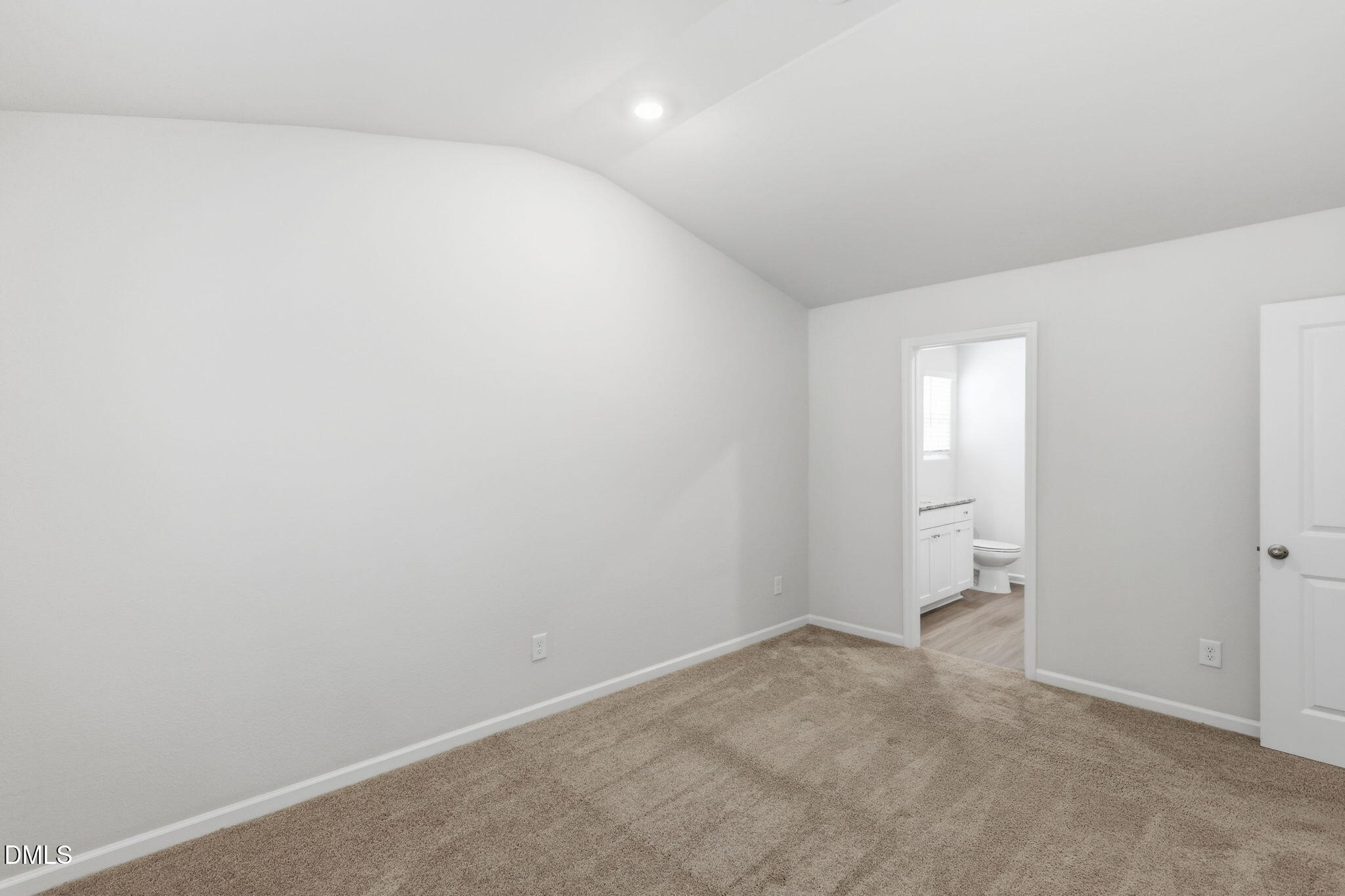 90 Everglade Way Property Photo 17