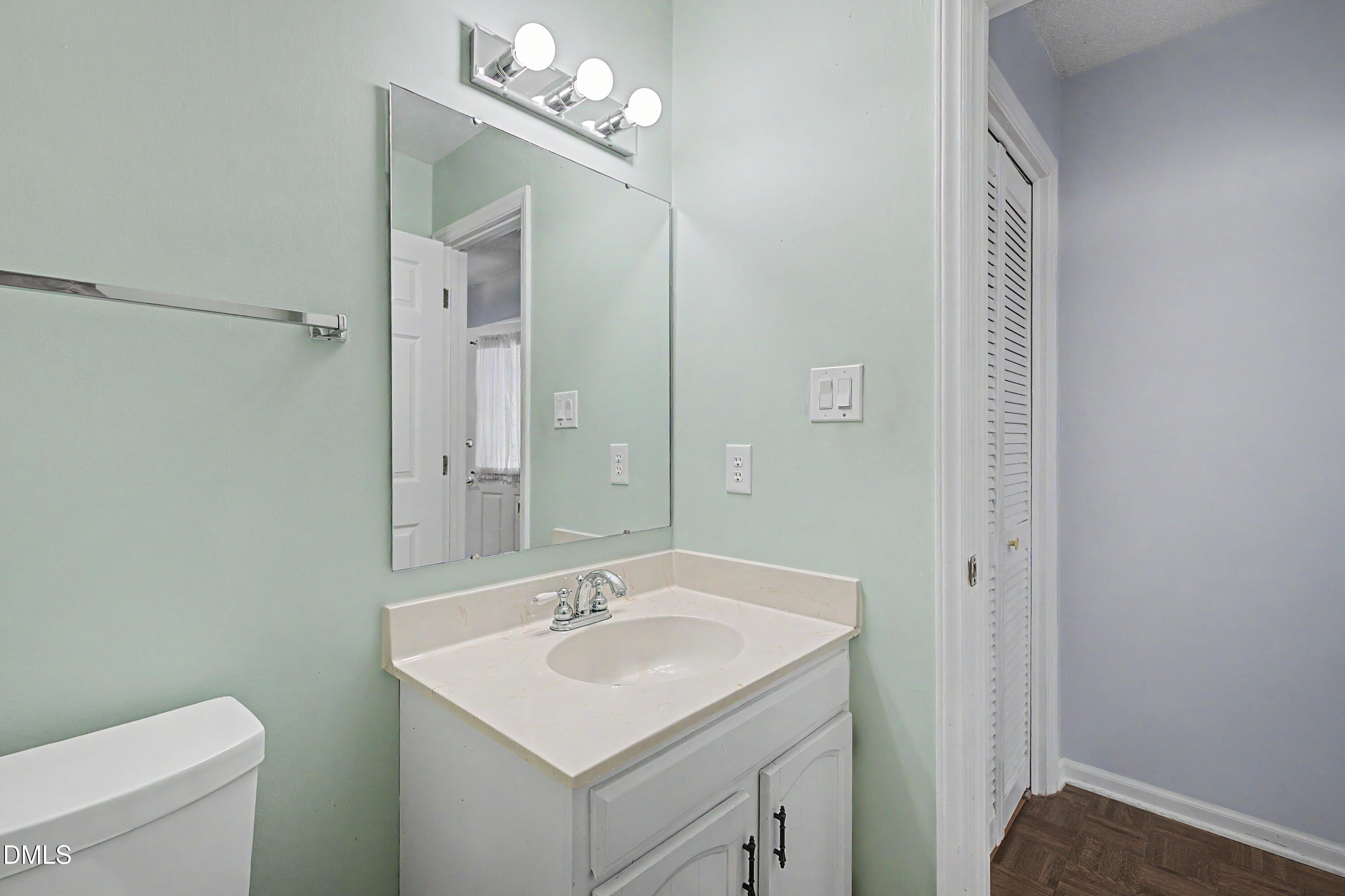 132 Kingston Drive Property Photo 7