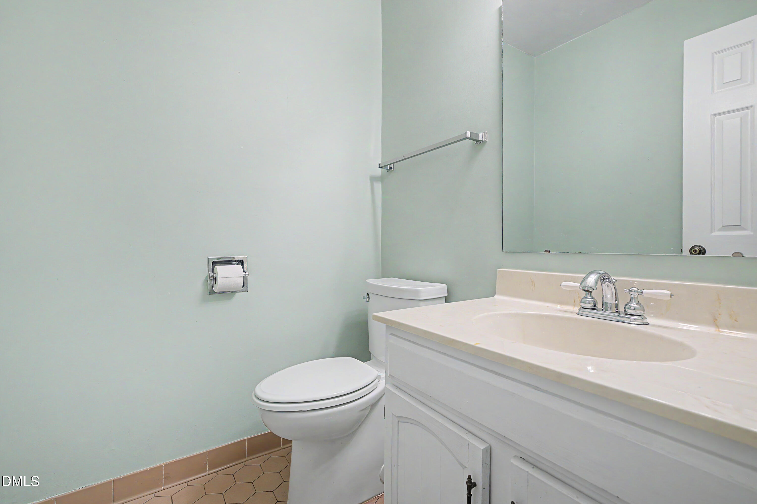 132 Kingston Drive Property Photo 8