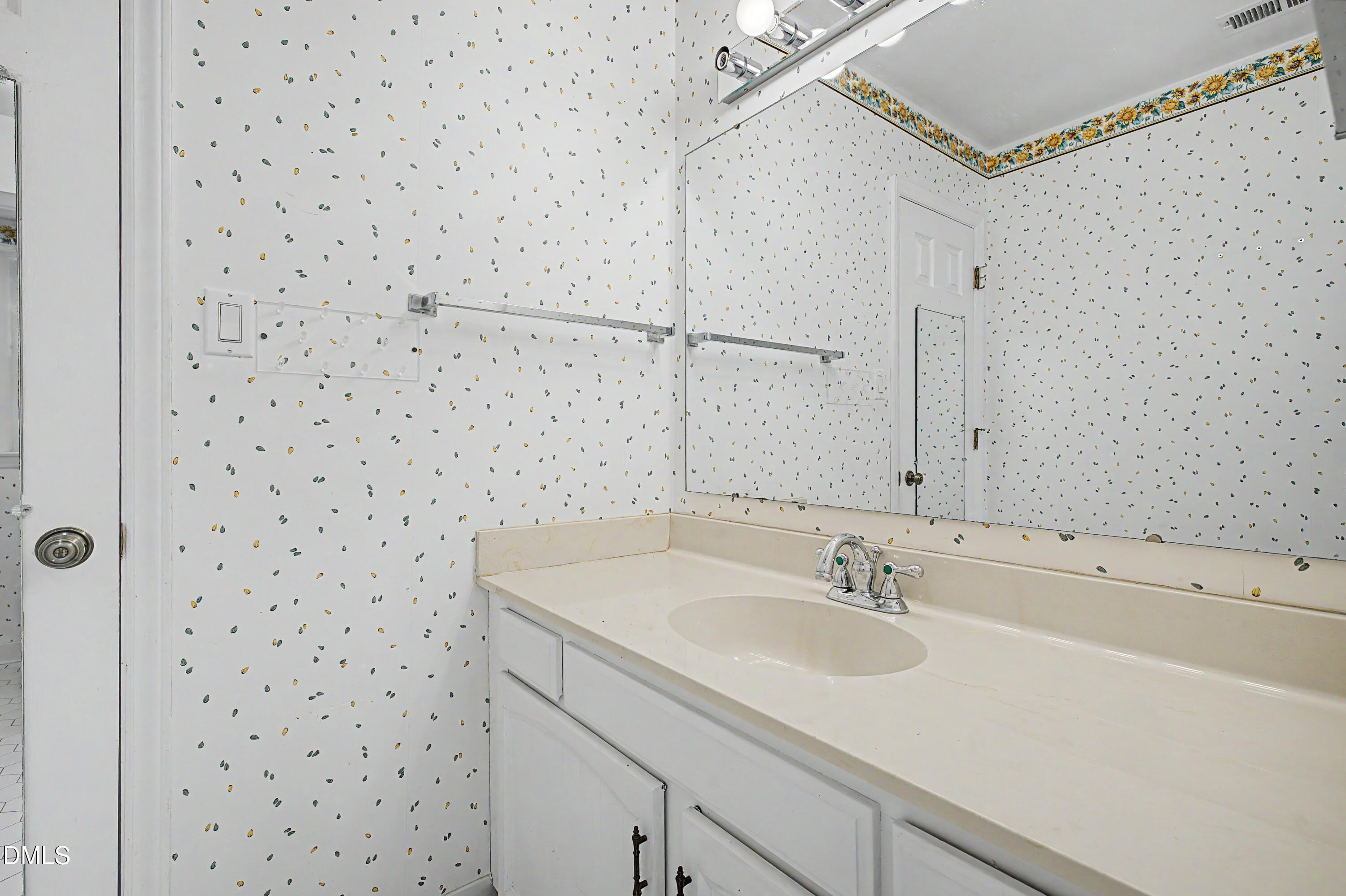 132 Kingston Drive Property Photo 48