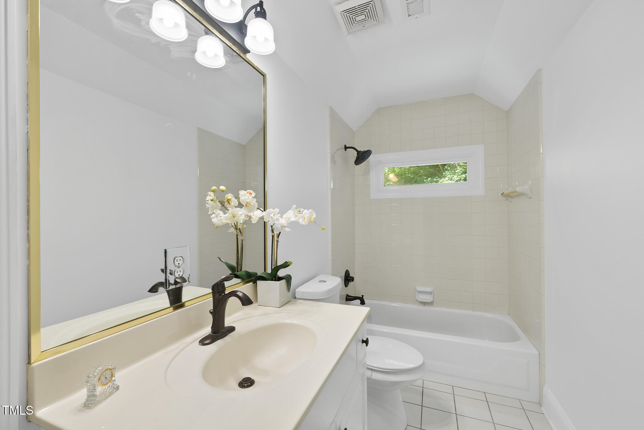 106 Birkhaven Drive Property Photo 41