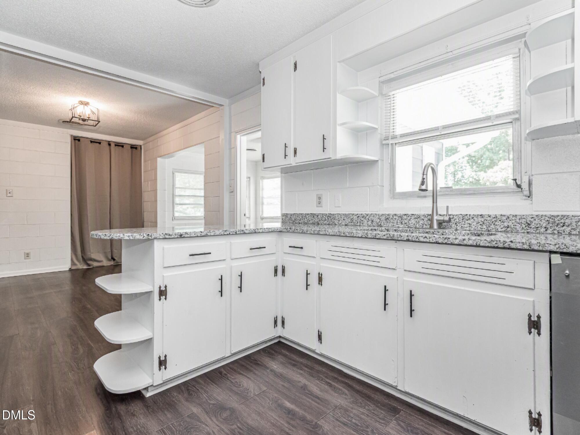 12529 Norwood Road Property Photo 9