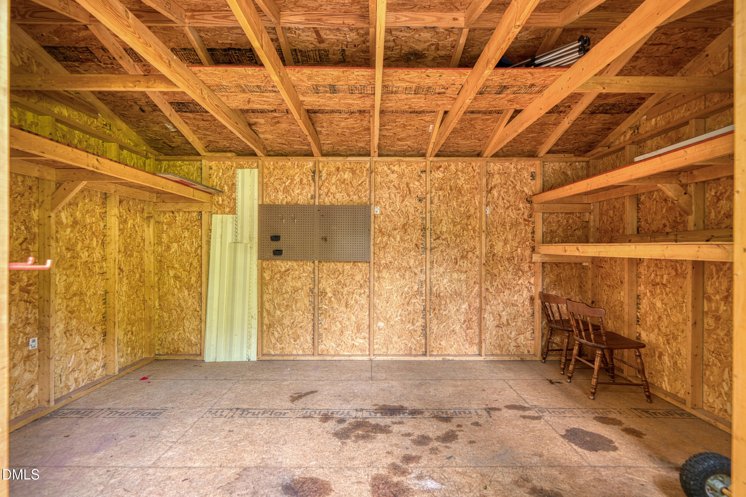 132 Leeway Court Property Photo 30