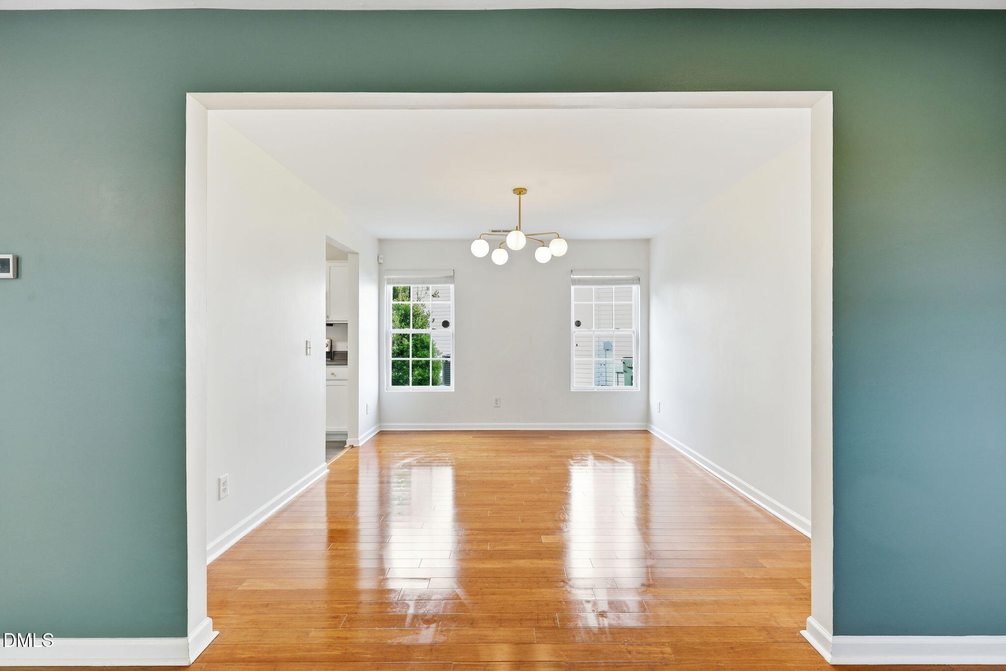 4232 Dalcross Road Property Photo 6