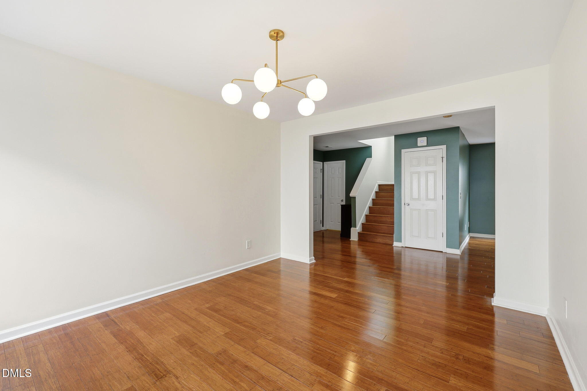 4232 Dalcross Road Property Photo 17