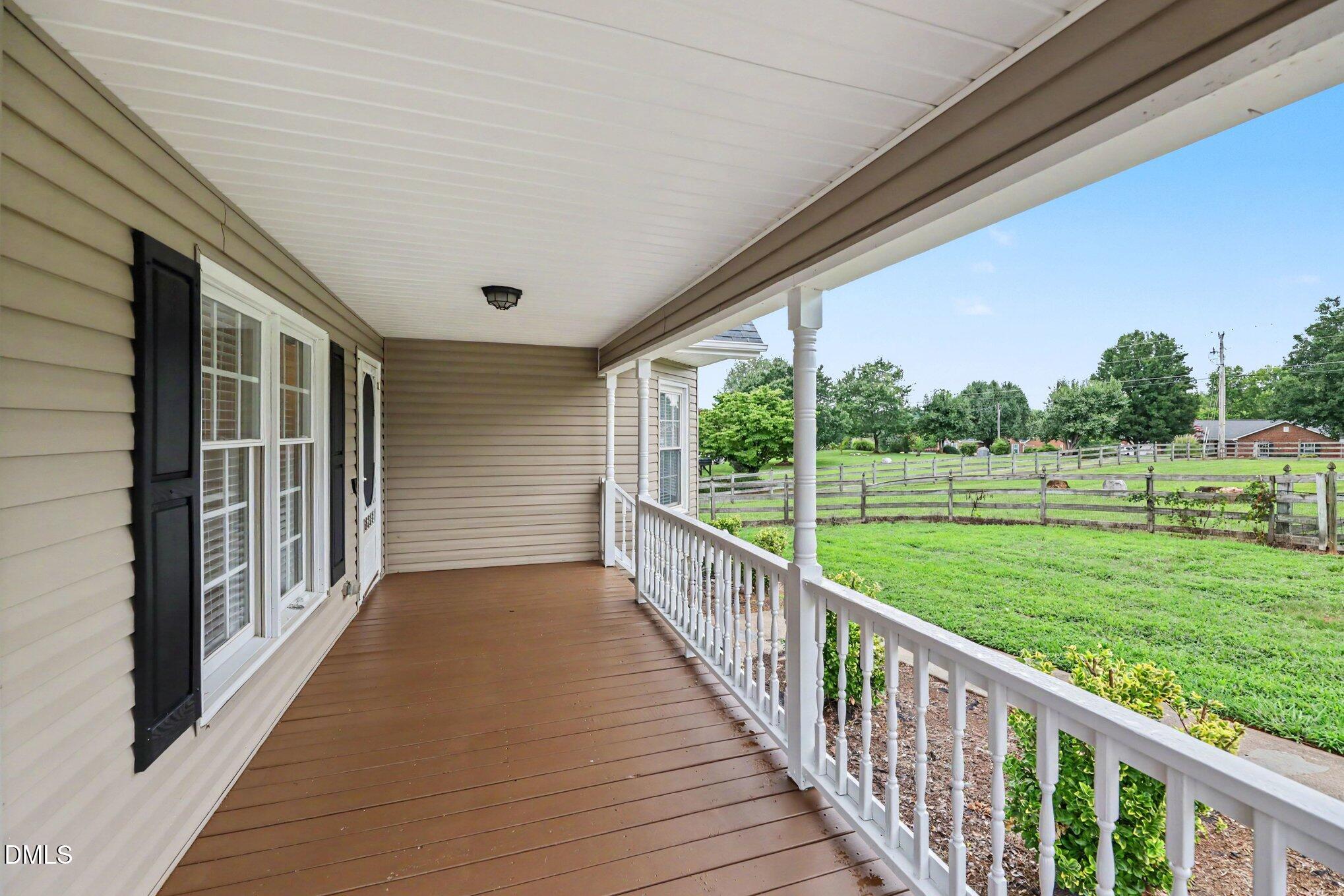 5714 Rolling Meadows Road Property Photo 6