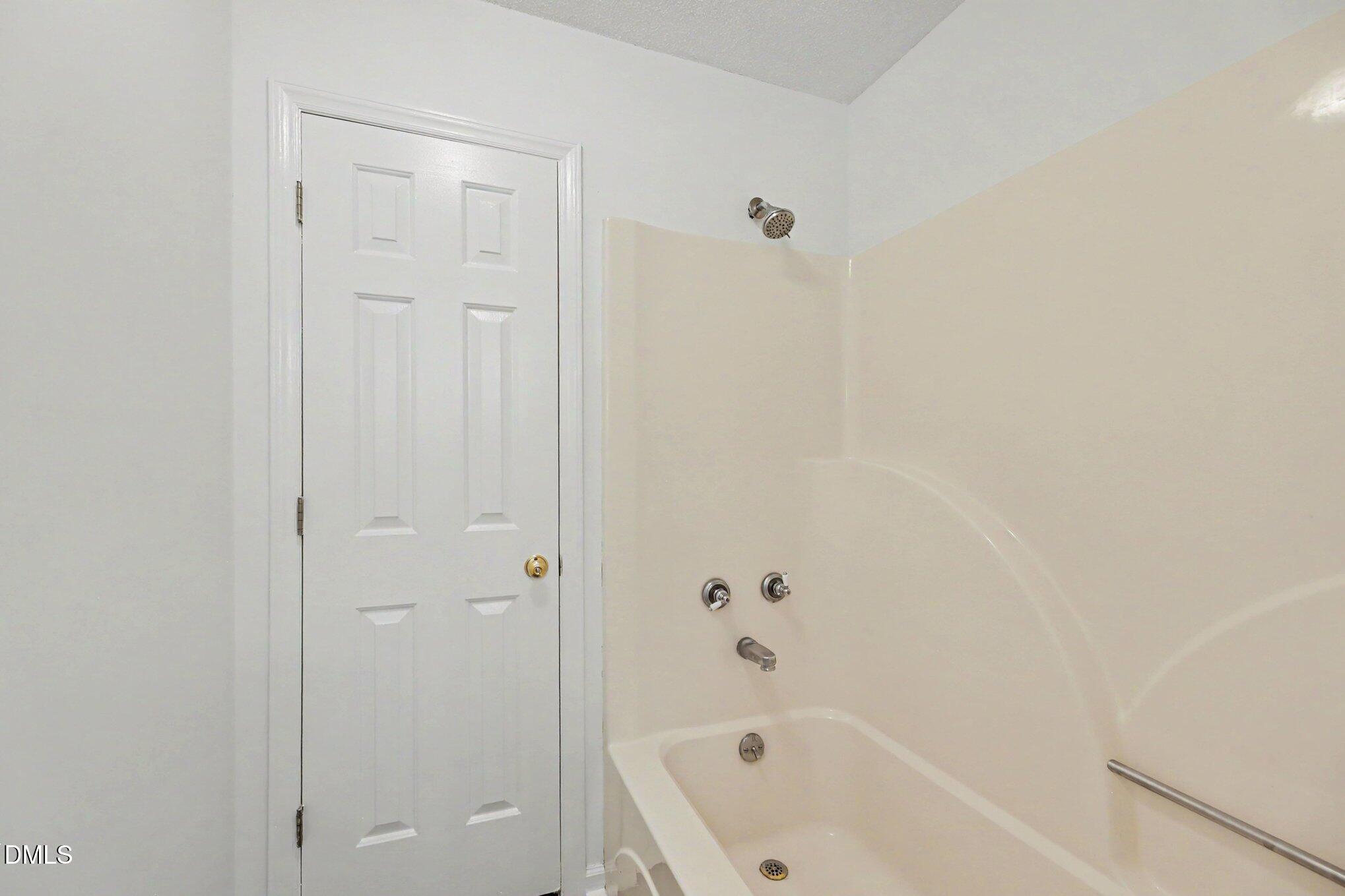 5714 Rolling Meadows Road Property Photo 28
