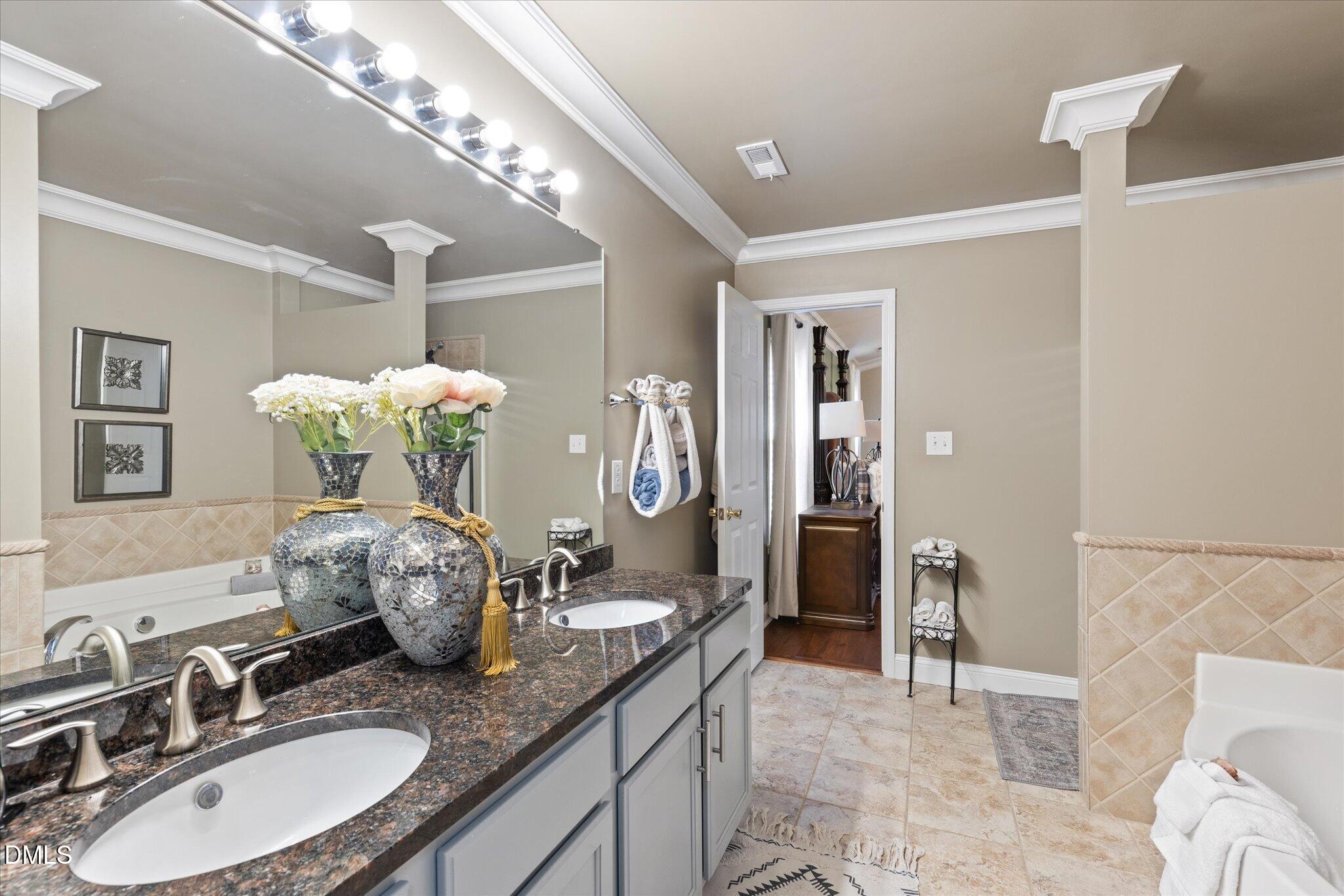 5304 Seaspray Lane Property Photo 30