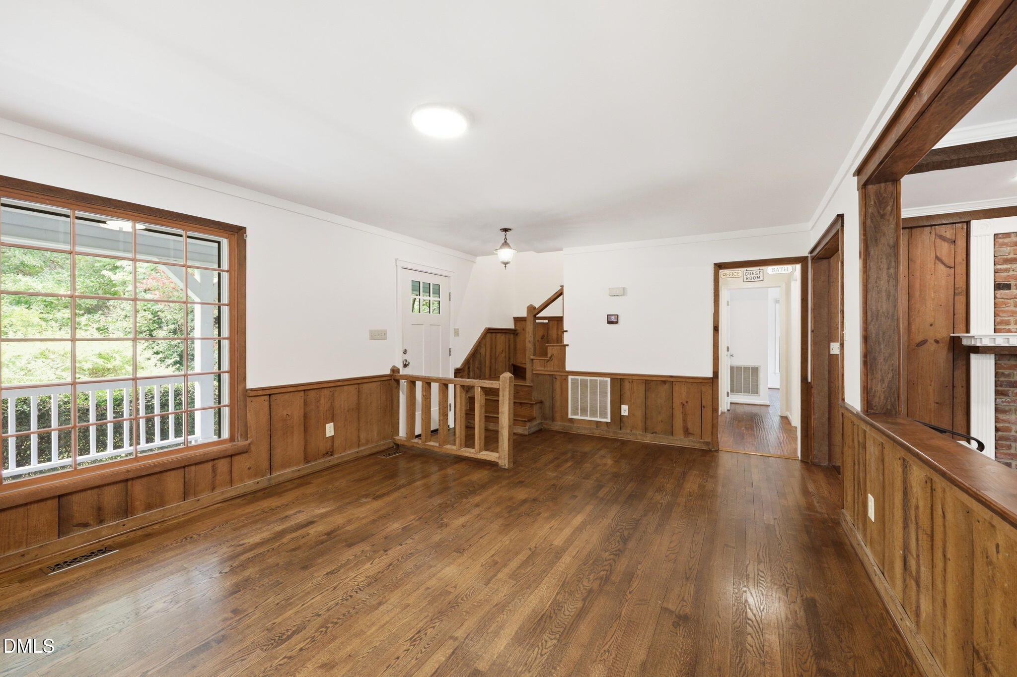 8704 Danbury Circle Property Photo 18